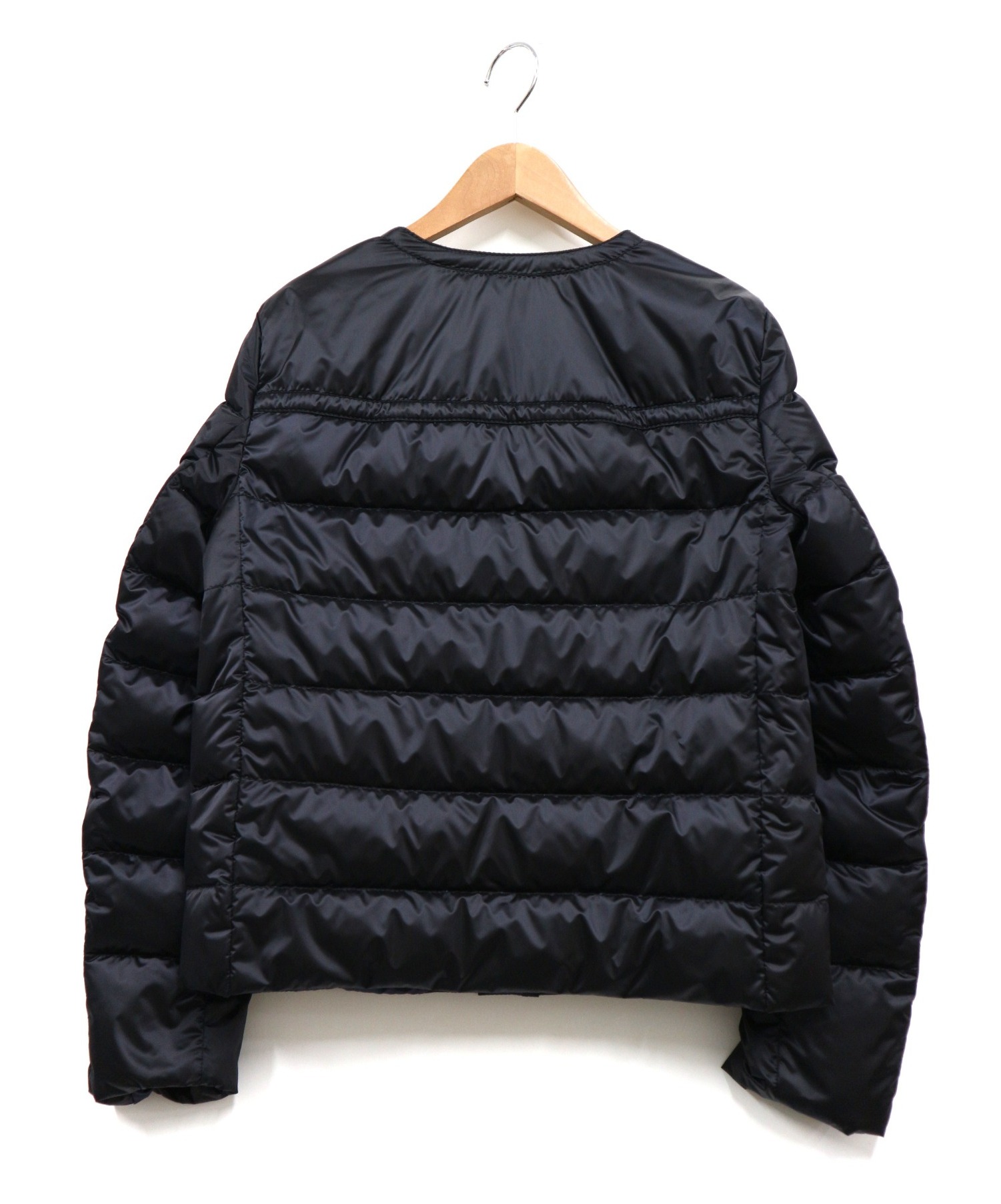 PRADA (プラダ) ノーカラーダウンジャケット ブラック サイズ:38