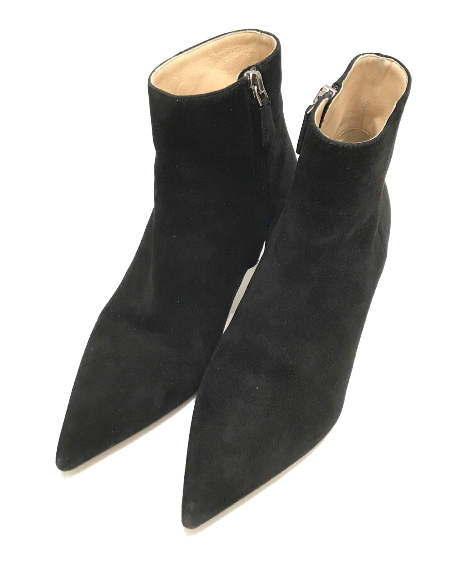 プラダショートブーツ