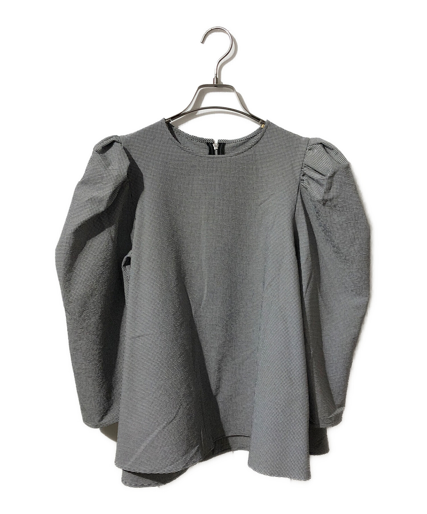 bluelea ブルレアPuff sleeve blouse - 五分丈・七分丈
