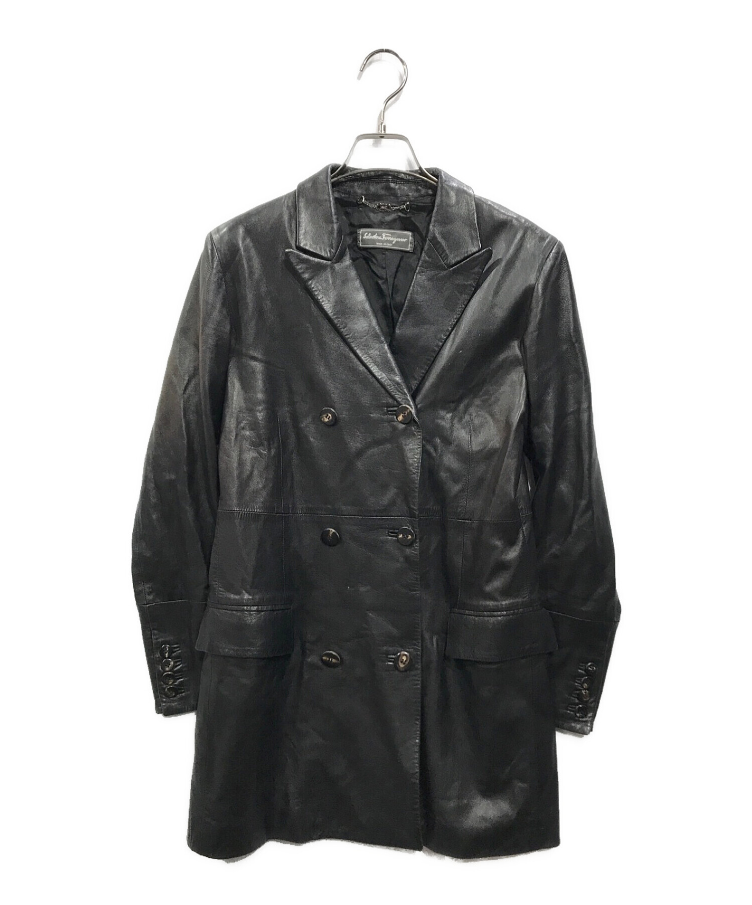 サルバトーレフェラガモレザーコート