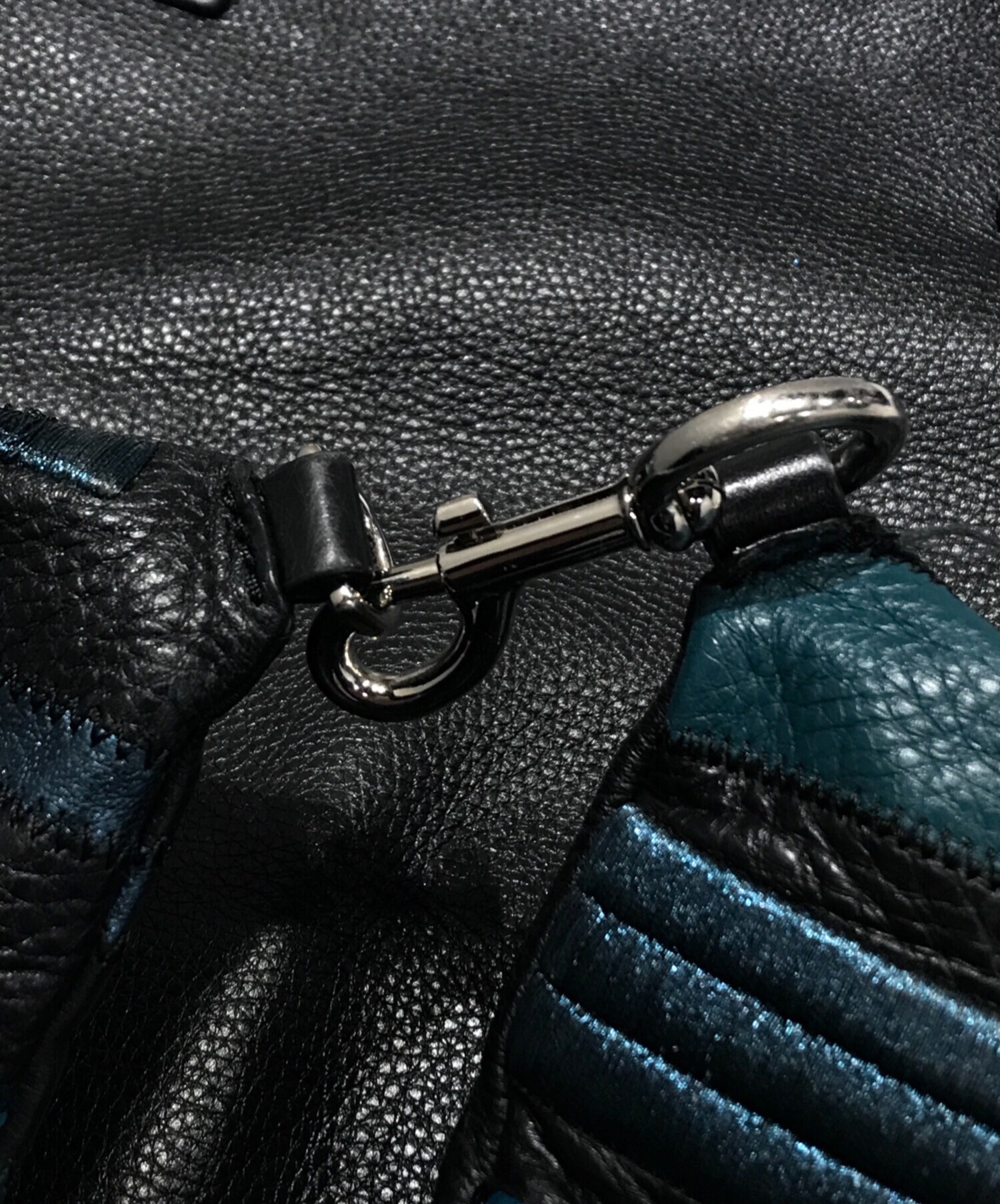 新品・未使用】 MARC JACOBS スパンコール トップス|ファッション 新品・未使用】 MARC JACOBS スパンコール トップス|ファッション