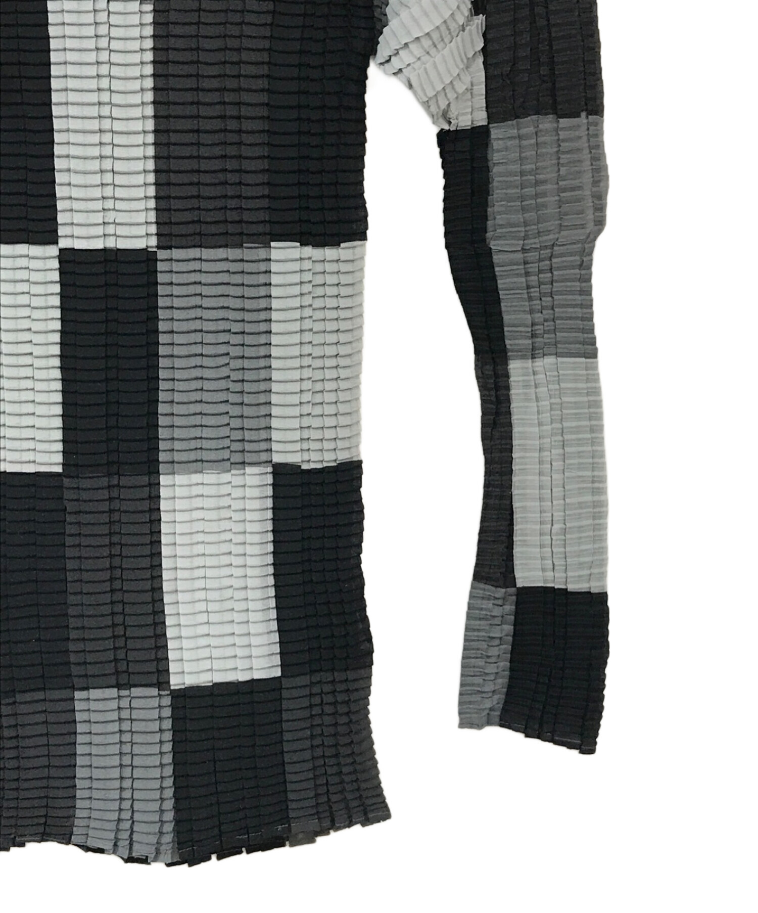 中古・古着通販】ISSEY MIYAKE (イッセイミヤケ) 総柄プリーツ 