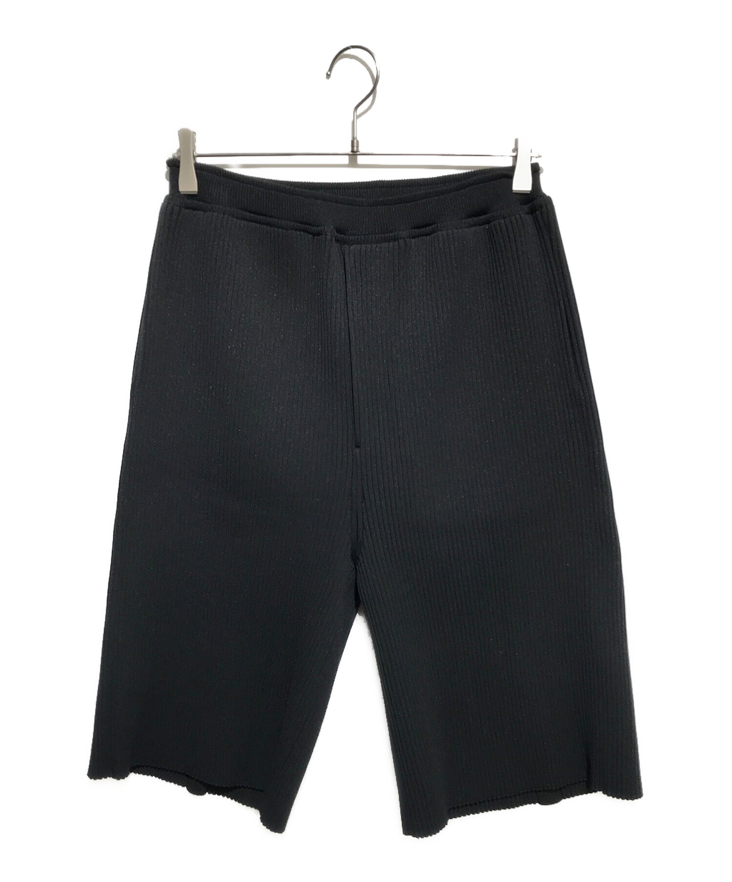 中古・古着通販】CFCL (シーエフシーエル) FLUTED HALF PANTS ブラック  