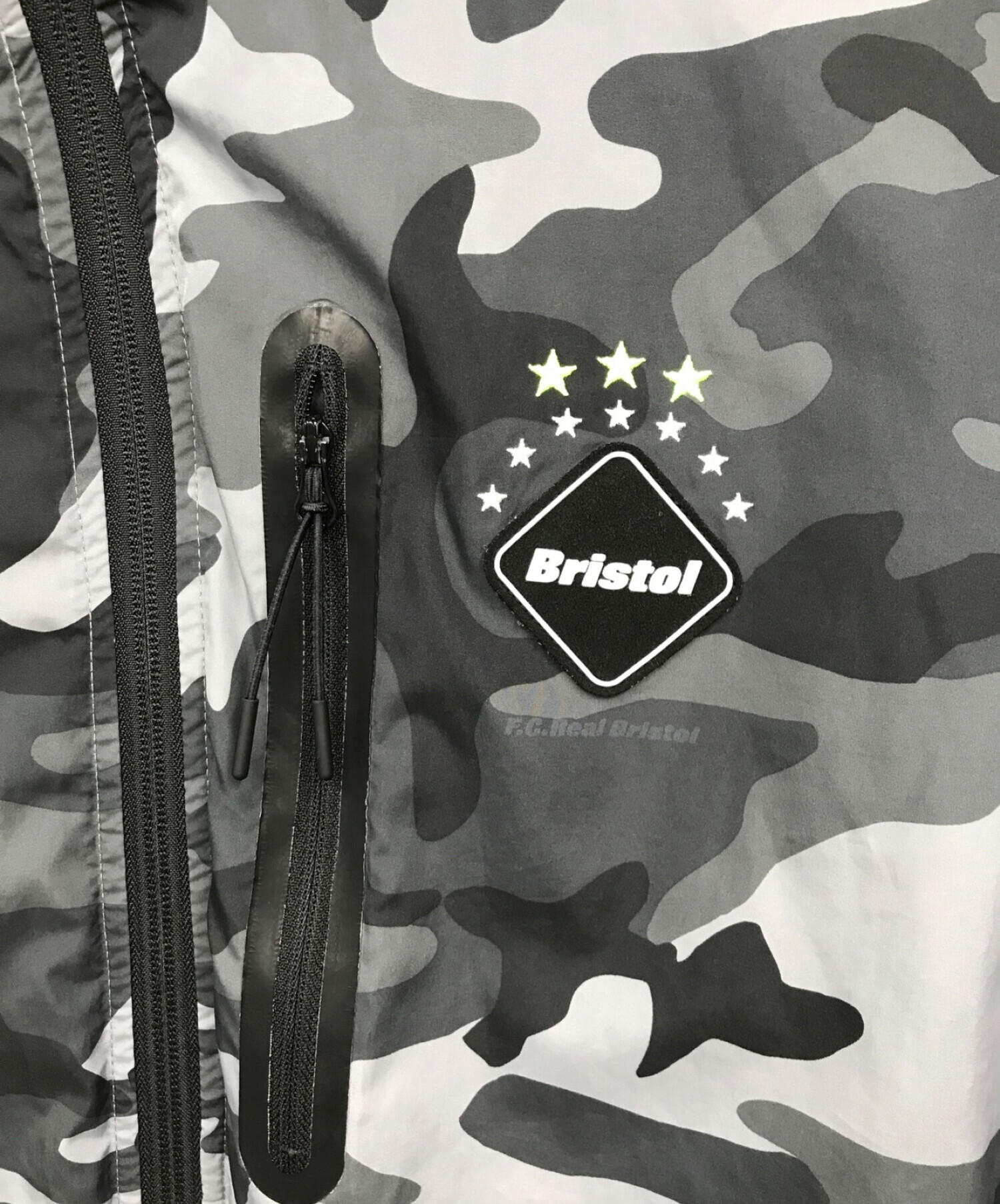 F.C.Real Bristol PRACTICE JACKET L カモフラ 中古・古着通販 F.C.Real Bristol PRACTICE JACKET L カモフラ 中古・古着通販