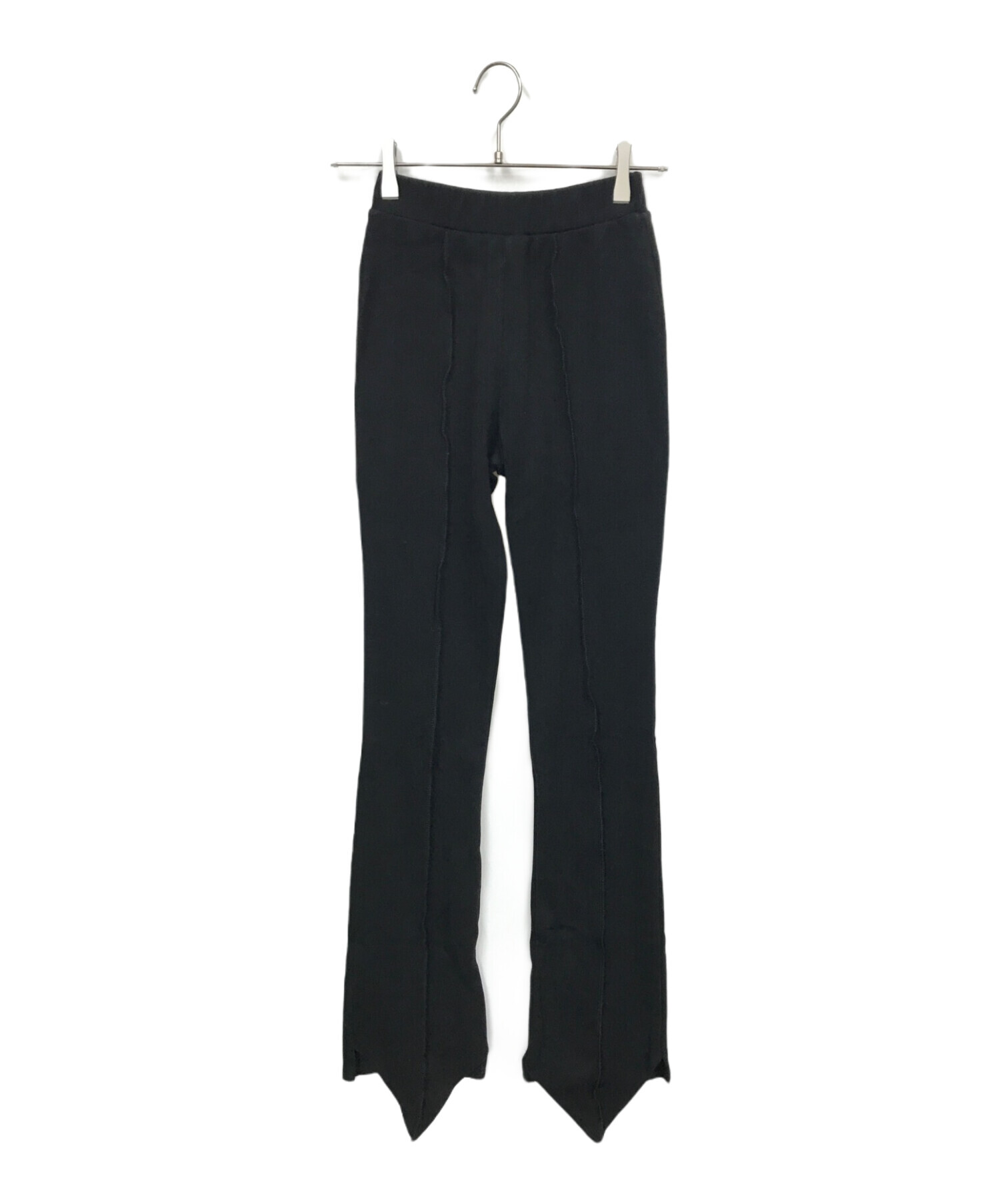 中古・古着通販】VIAVANDA (ヴィアヴァンダ) V cut rib pants ブラック 