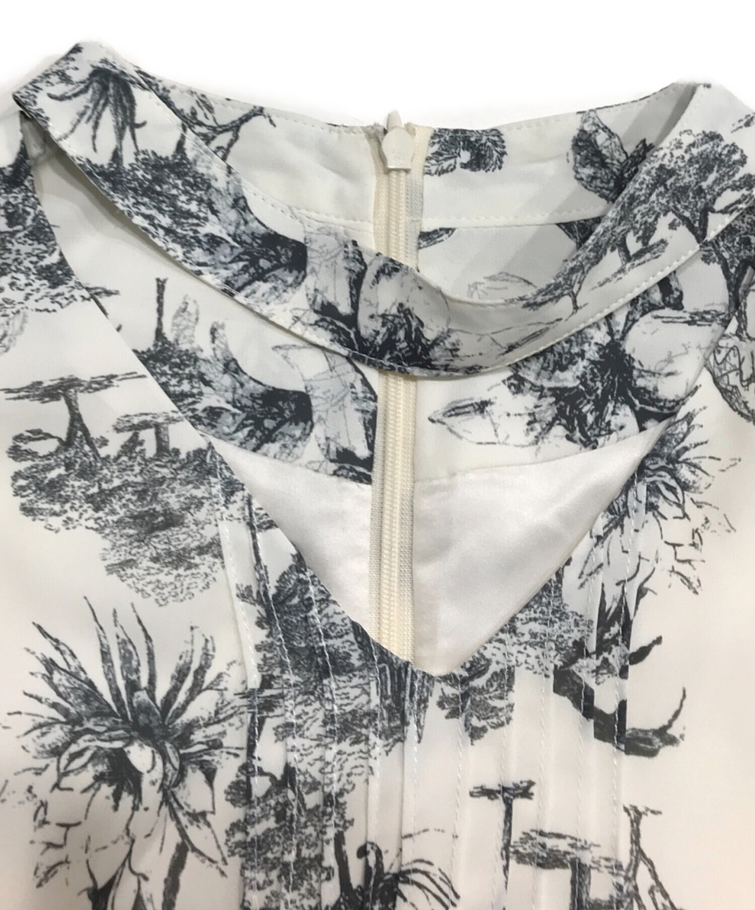 中古・古着通販】ANDREA & Co (アンドレアアンドコー) サイドプリーツ 