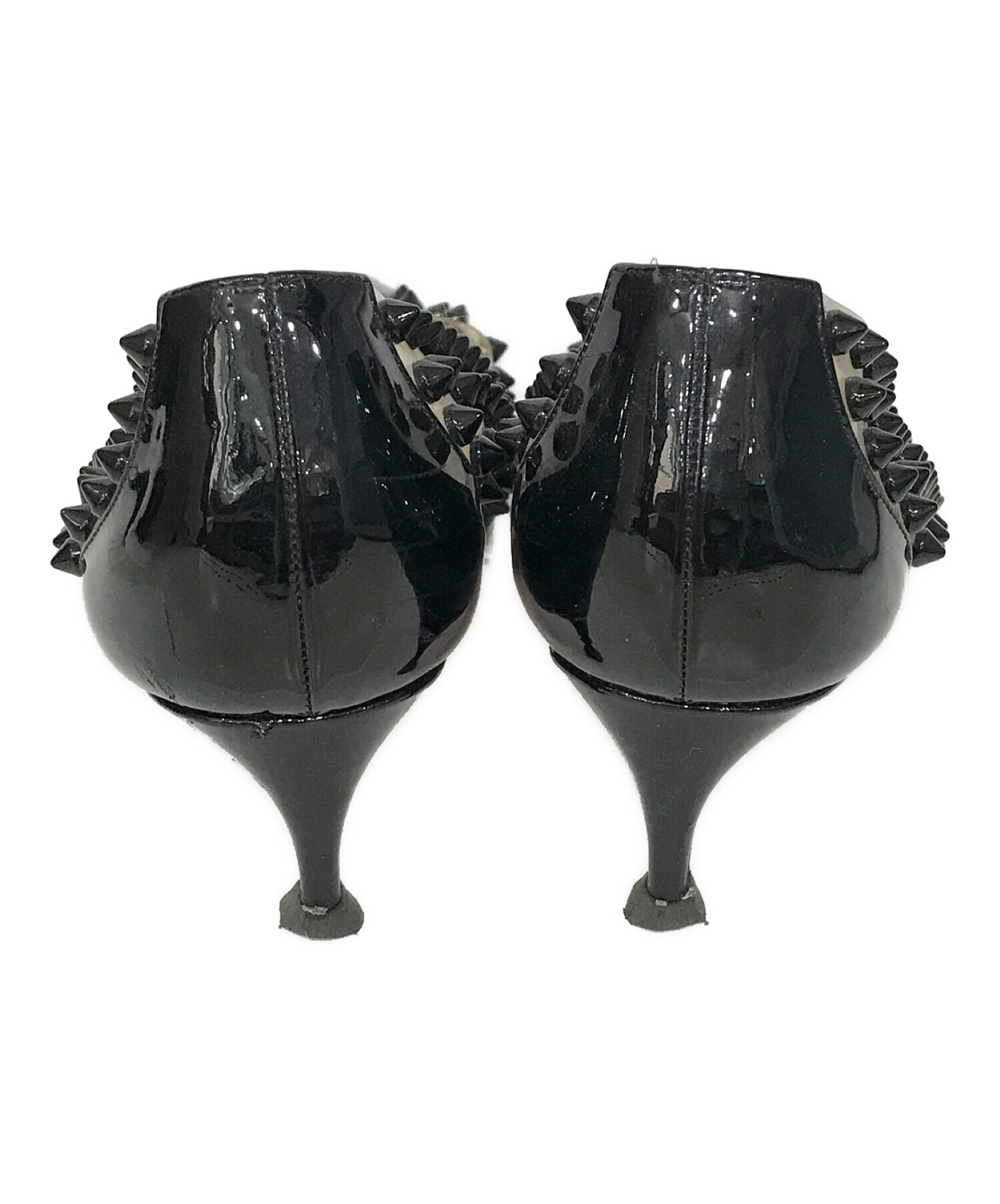 ルブタンスタッズ クリアパンプス