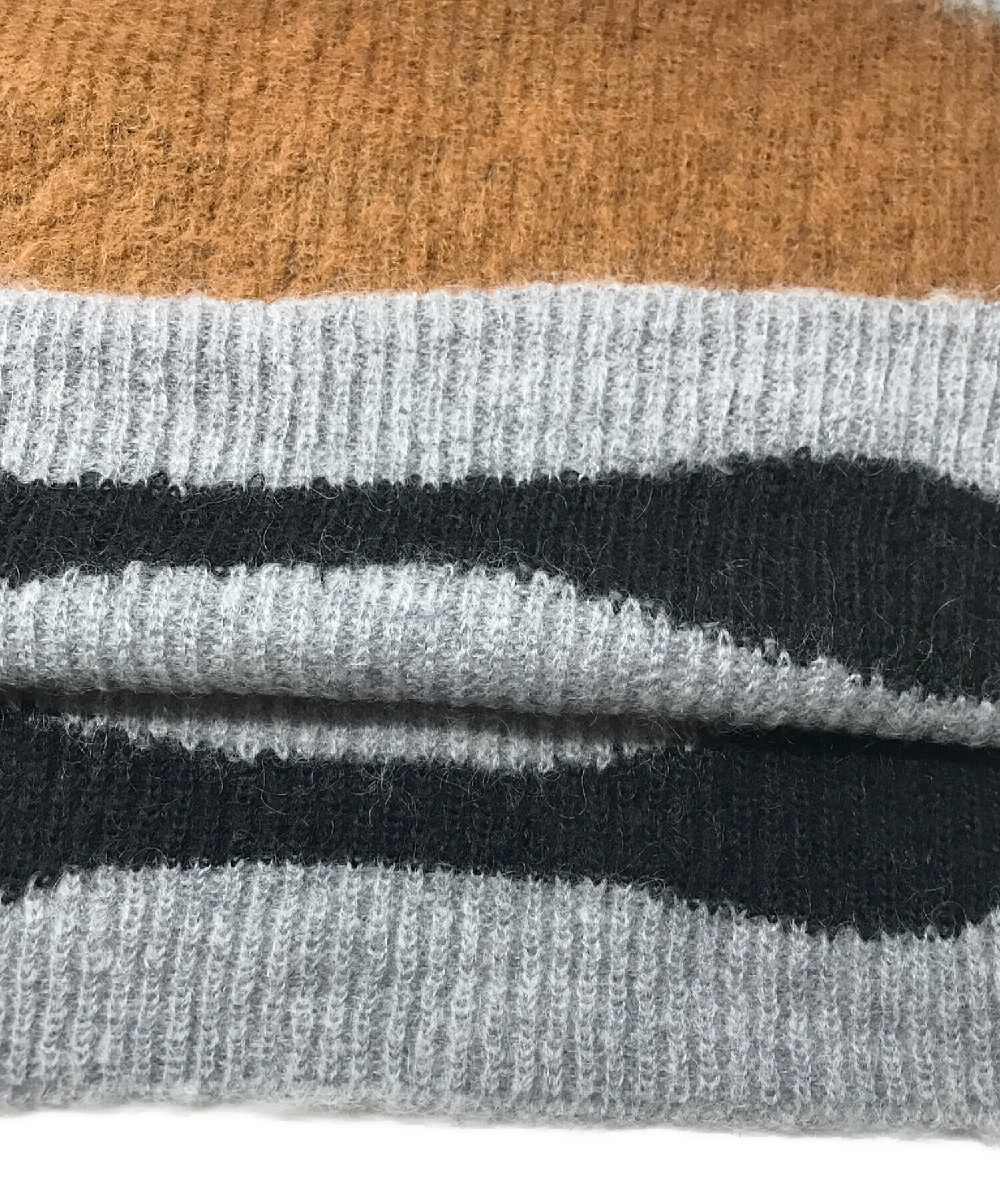 【美品】soduk / スドーク drawing knit