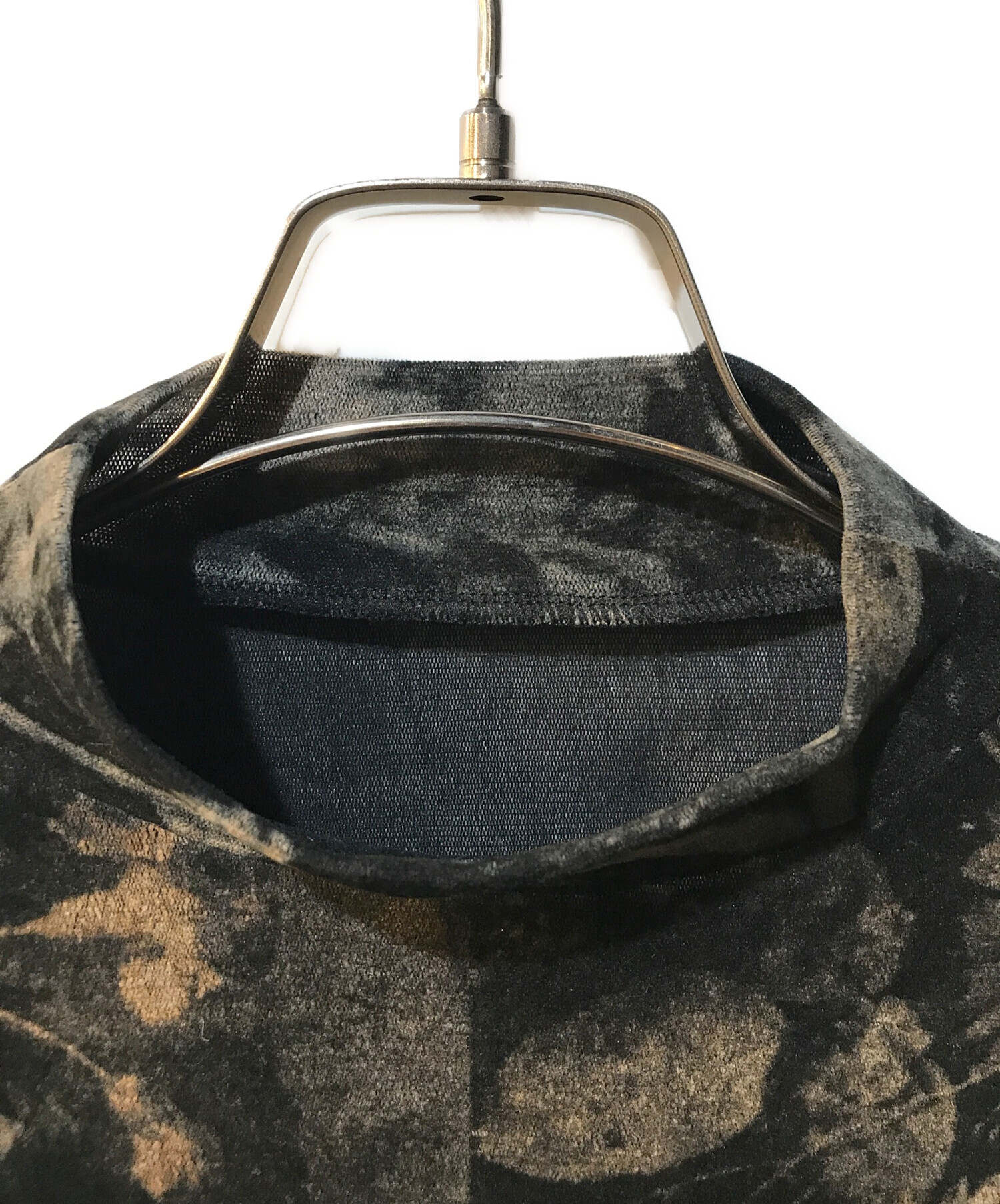 AMERI UND FOREIGN BOOK FLOCKY TOP