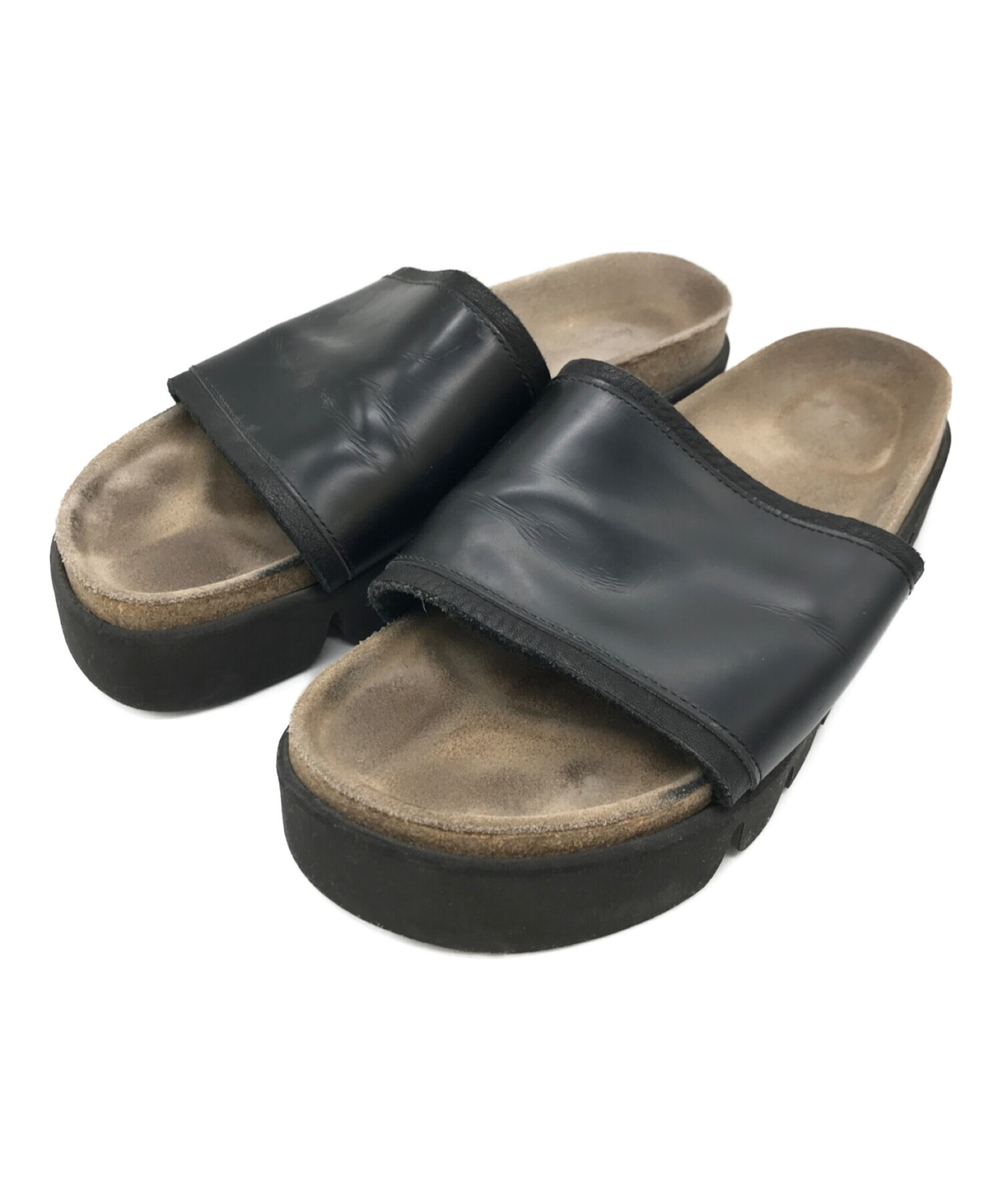 Hender Scheme かまぼこサンダル｜靴 