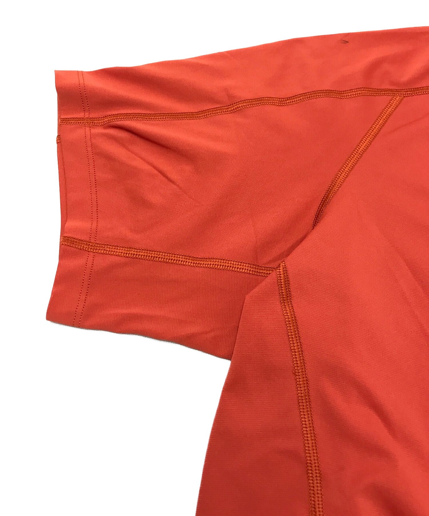 ARC'TERYX (アークテリクス) プリントTシャツ オレンジ サイズ:S
