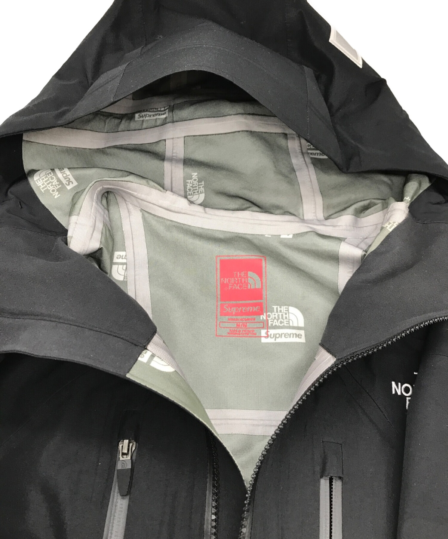 THE NORTH FACE (ザ ノース フェイス) SUPREME (シュプリーム) 22SS Summit Series Rescue  Mountain Pro Jacket ブラック サイズ:M