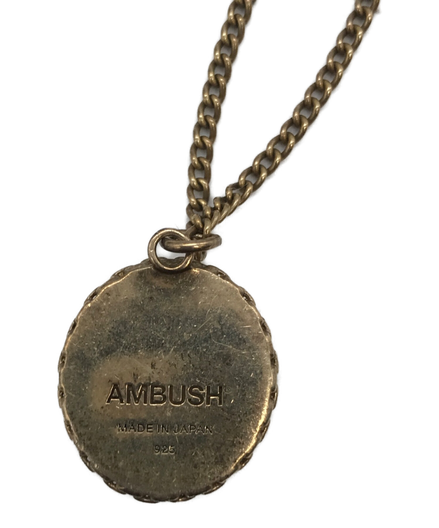 AMBUSH (アンブッシュ) ストーン付ネックレス