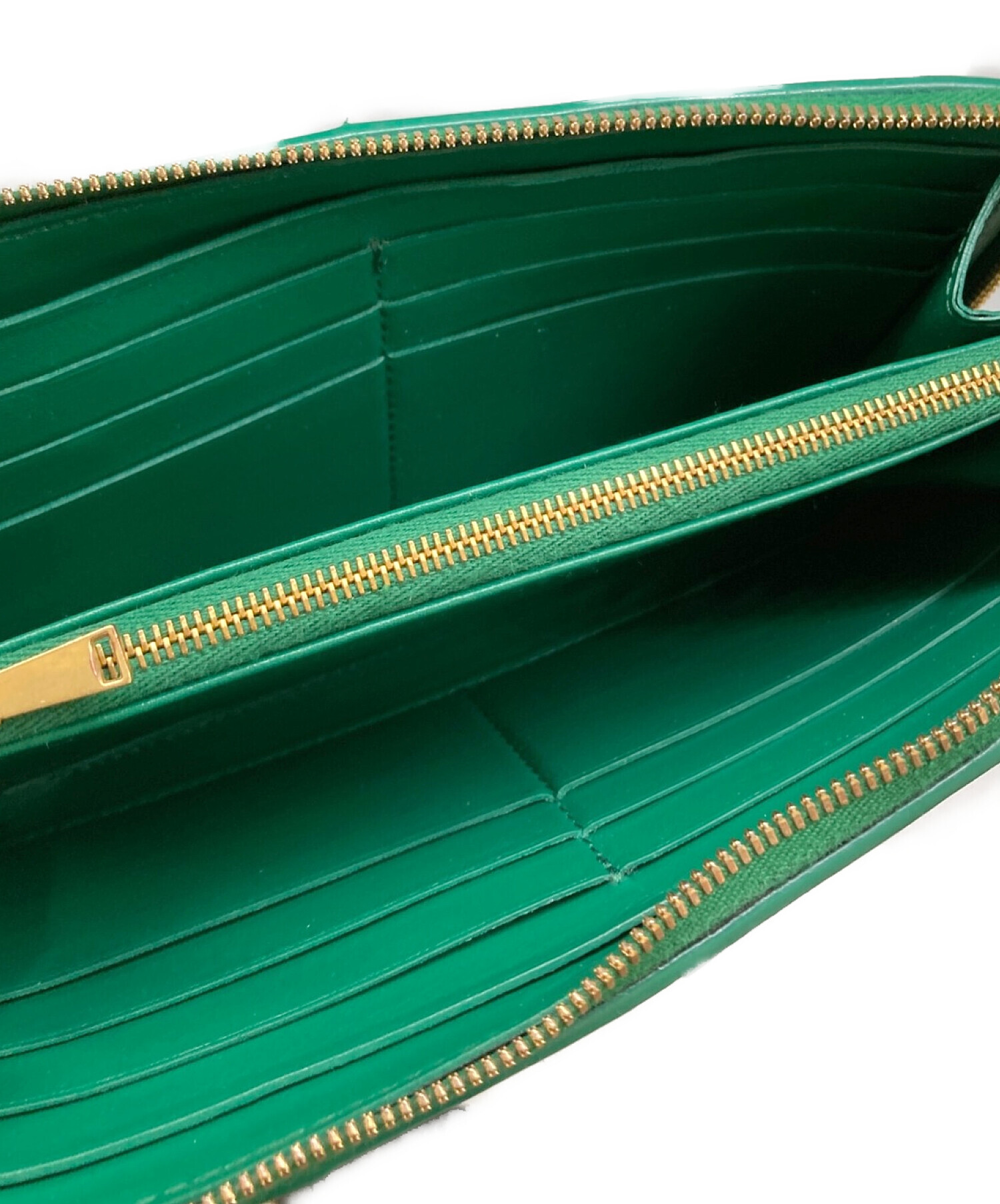 未使用級】BOTTEGAVENETA カセット ジップアラウンドウォレット 緑 未 