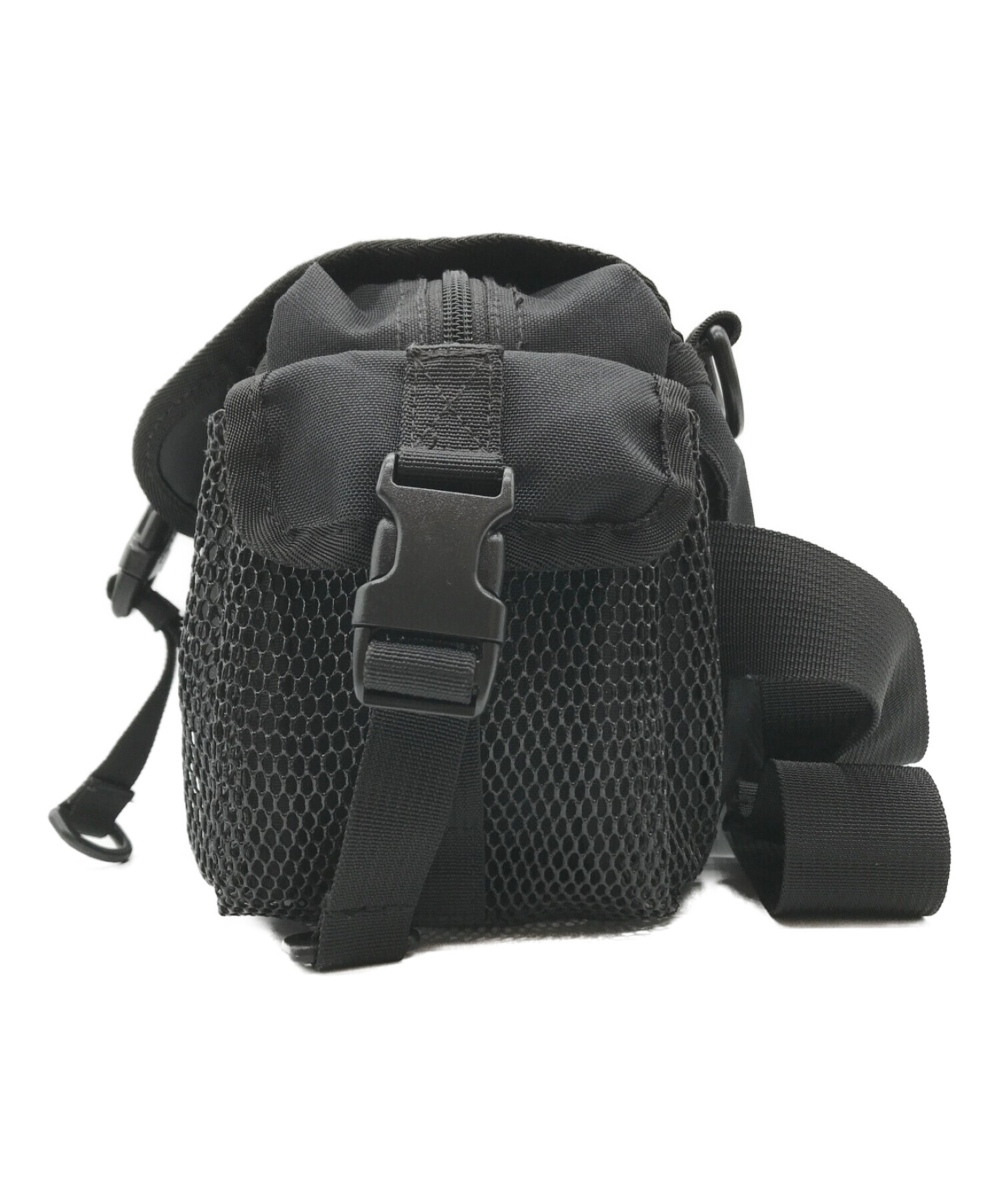 Supreme ボディバッグ 黒 メッシュポケット Supreme 】ボディバッグ 黒 メッシュポケット付き