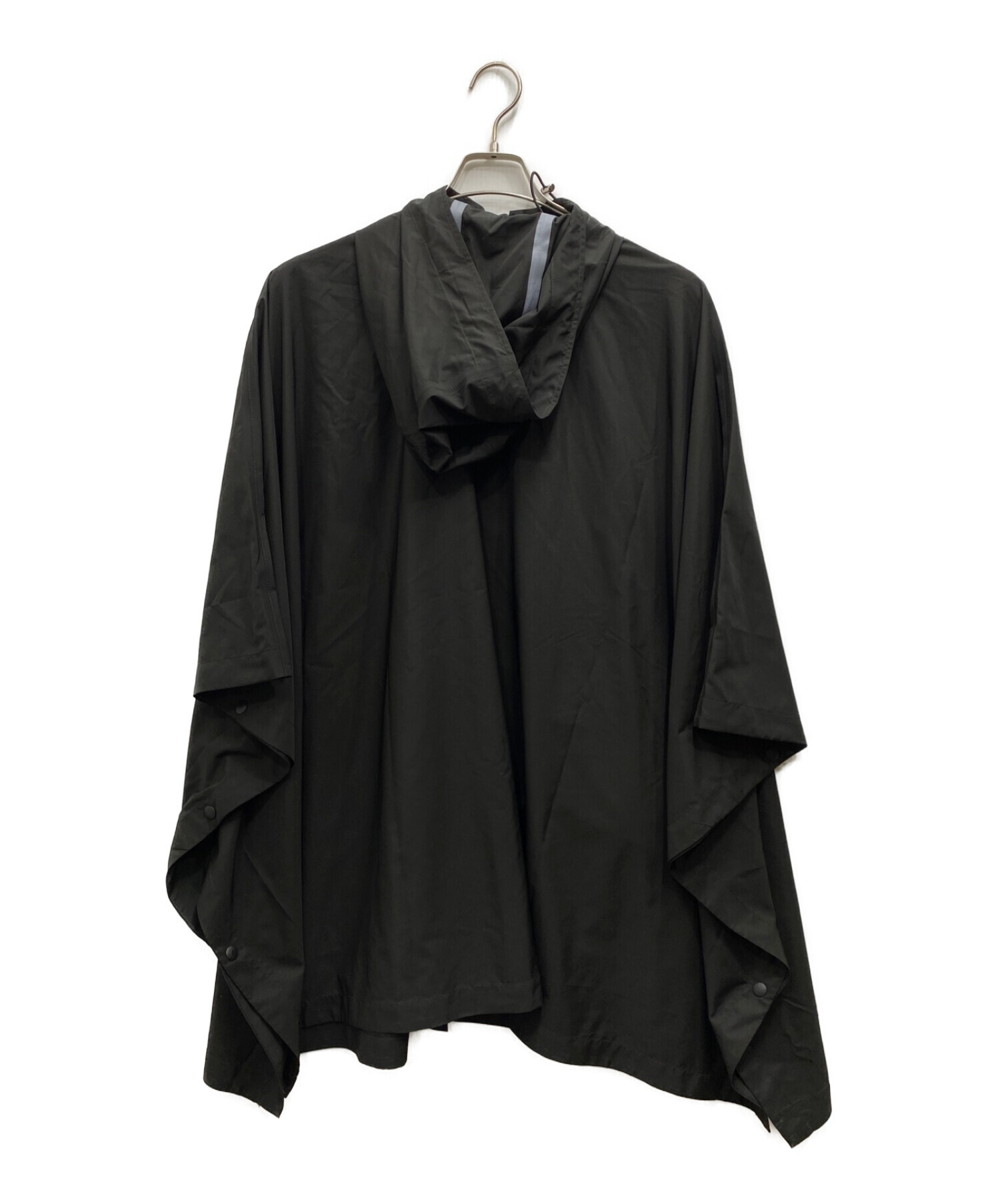 Traditional Weatherwear (トラディショナルウェザーウェア) パッカブルレインポンチョ ブラック サイズ:SMサイズ