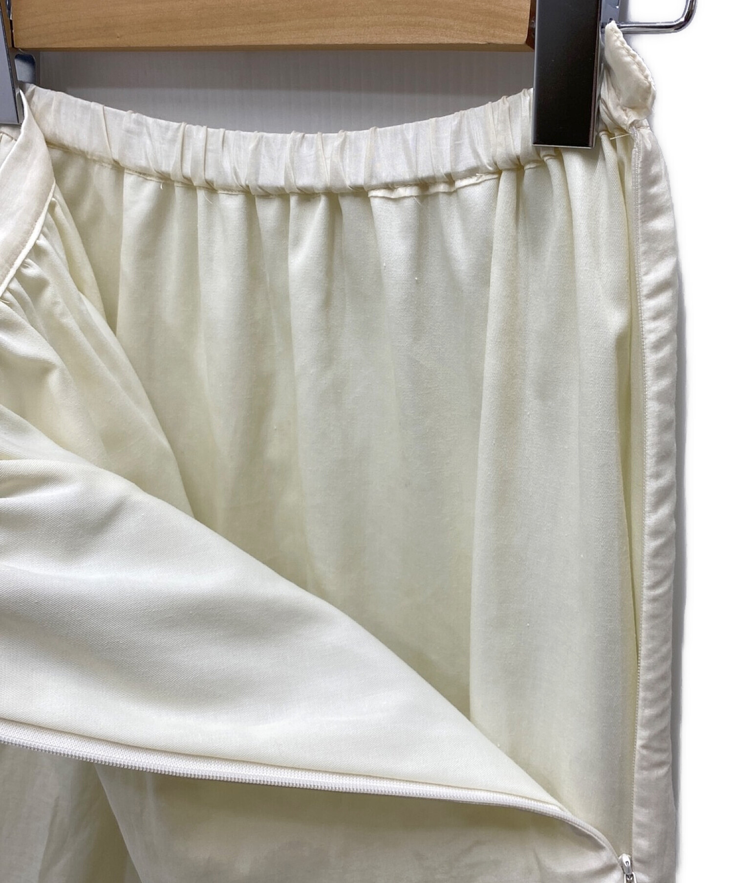 【美品】JILKY ジルキーティアードロングスカート ホワイト フリーサイズサイズ