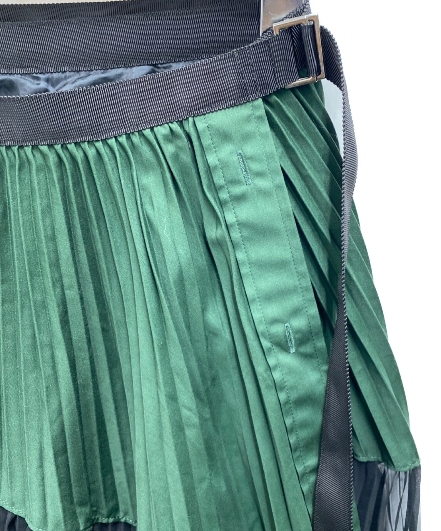 sacai (サカイ) アシンメトリープリーツスカート ネイビー×グリーン サイズ:1