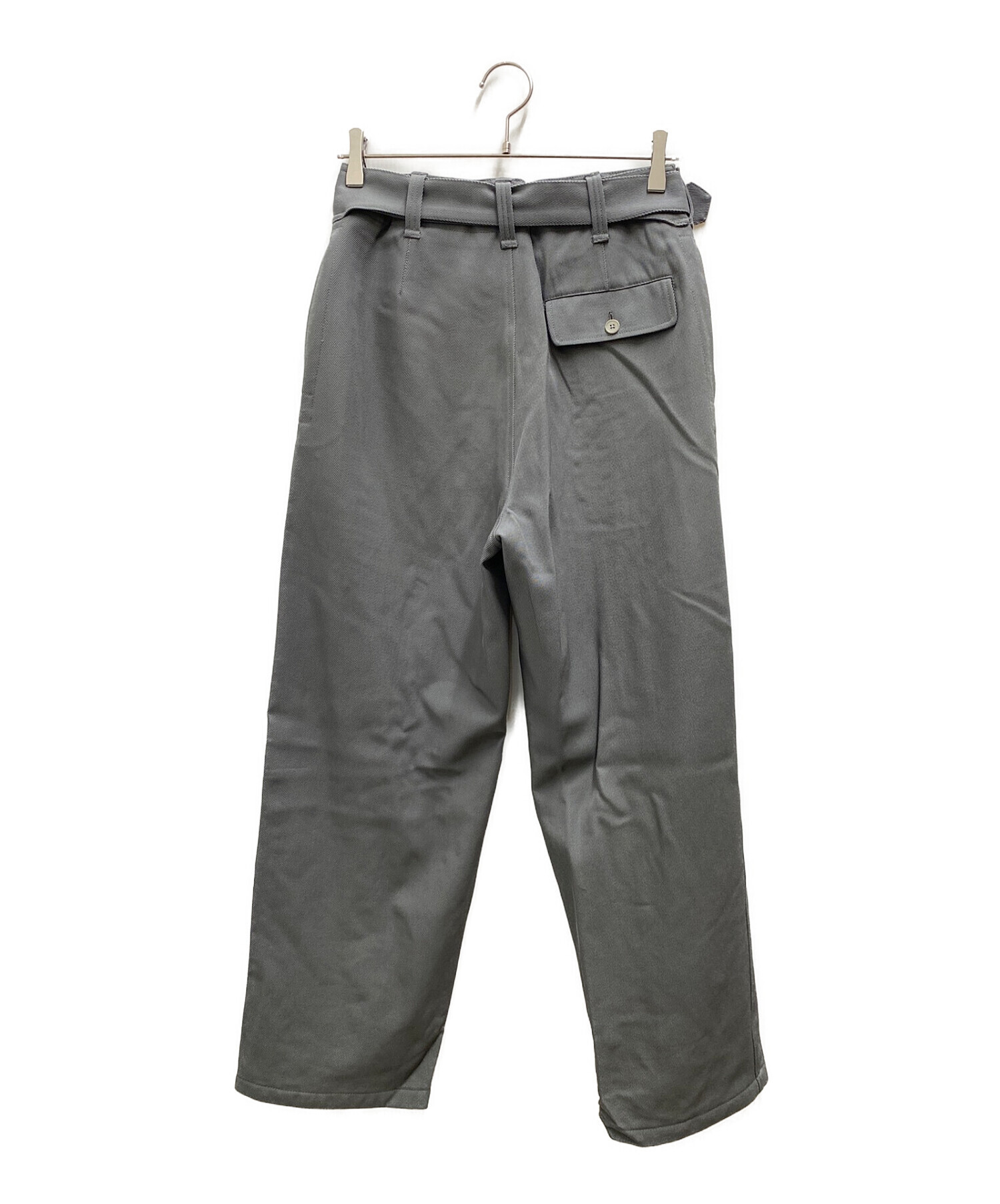 中古・古着通販】LEMAIRE (ルメール) ベルテッドパンツ グレー サイズ 