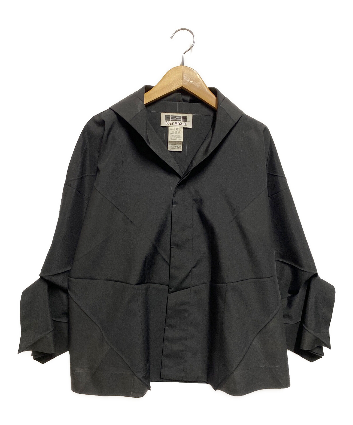 132 5. ISSEY MIYAKE (132 5. イッセイ ミヤケ) 変形ジャケットシャツ ブラック サイズ:3