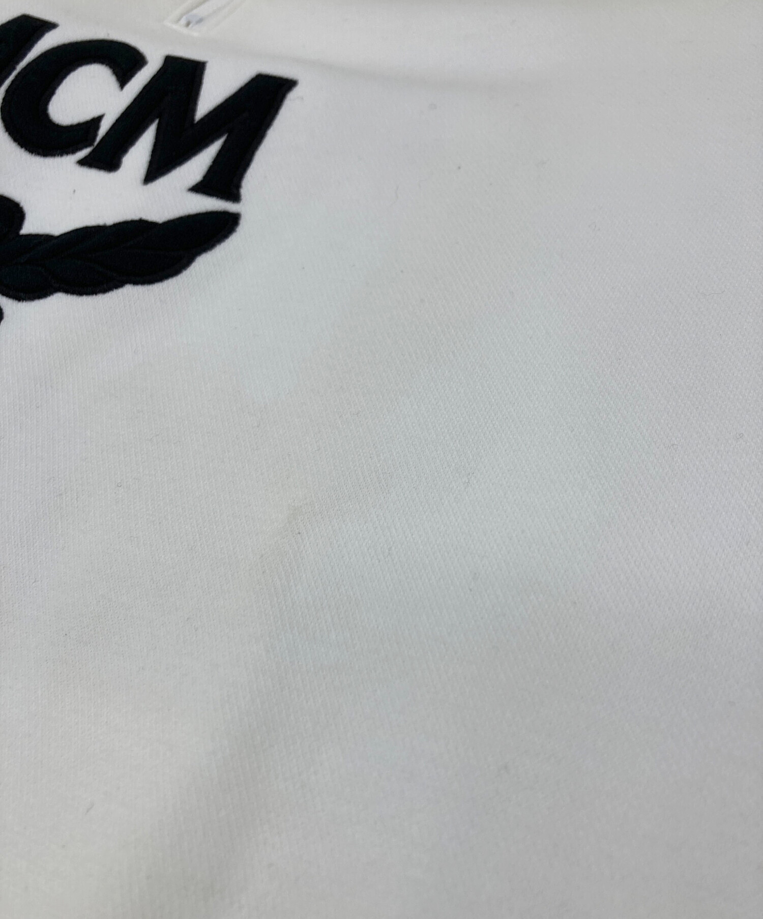 中古・古着通販】MCM (エムシーエム) スウェット ホワイト サイズ:L 