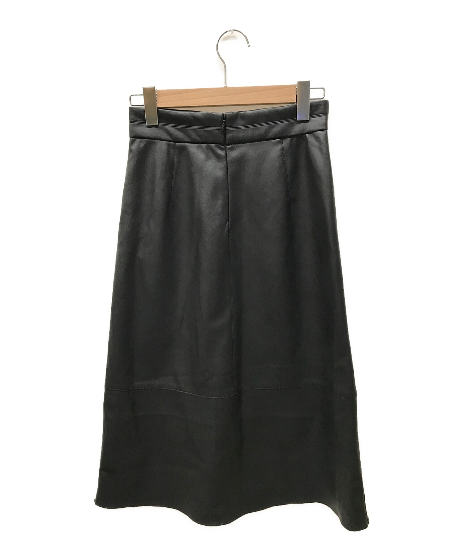 【TOMORROWLAND】【Ballsey】フェイクレザースカート 34サイズ