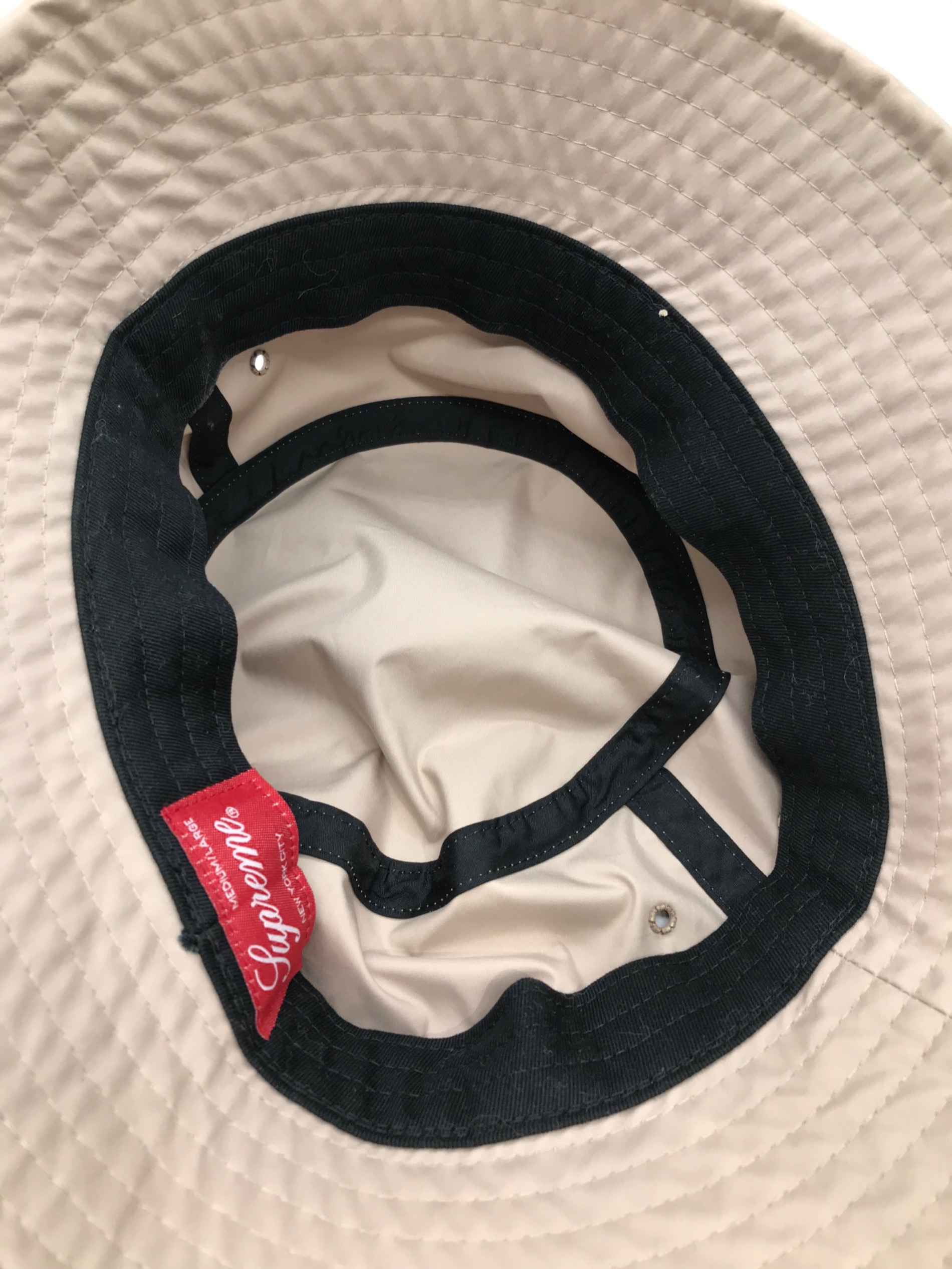 M/L)Supreme Stripe Mesh Bell Hatストライプ Supreme ストライプ