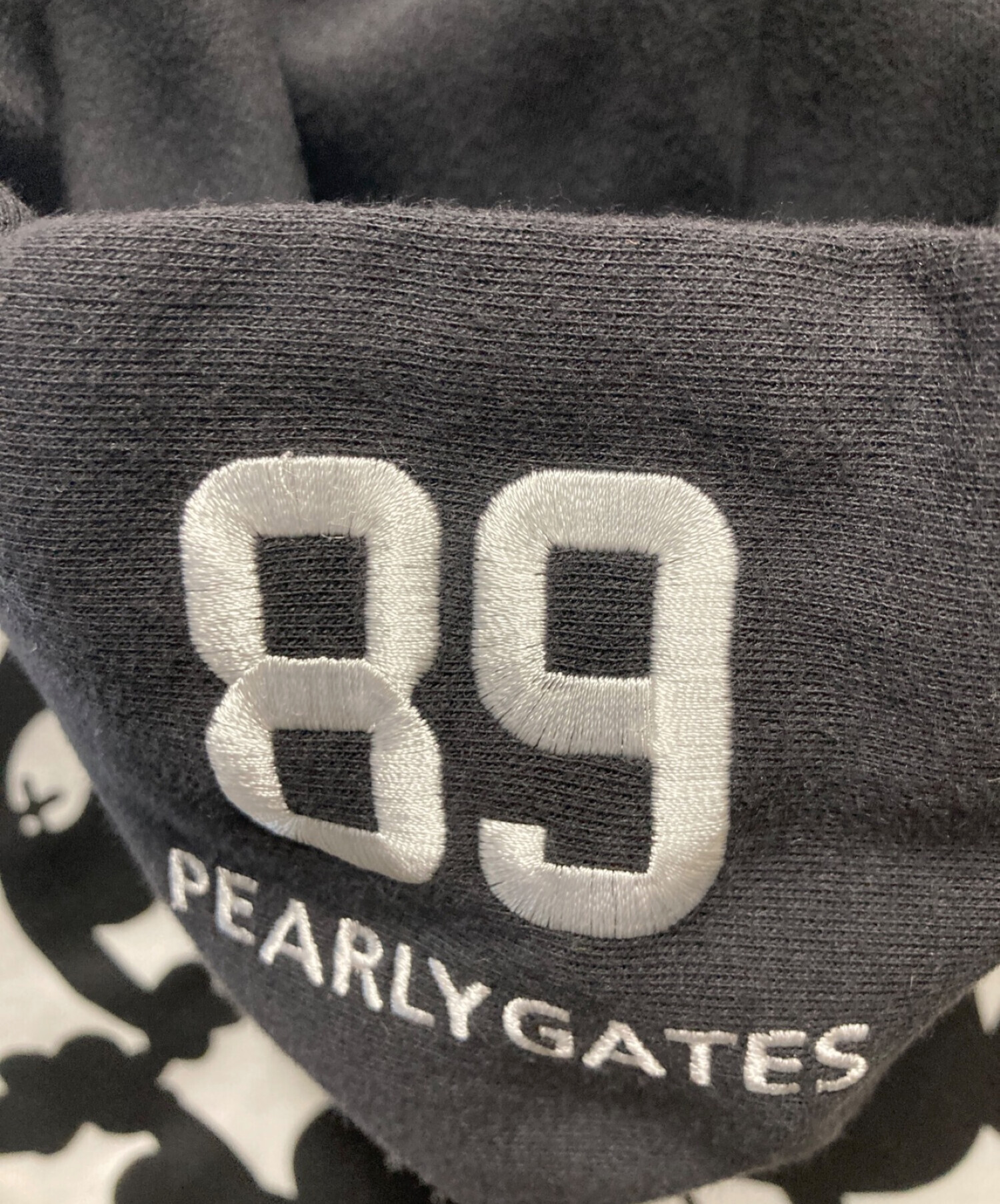 PEARLY GATES (パーリーゲイツ) ニャロメ総柄ジップパーカー ブラック サイズ:6