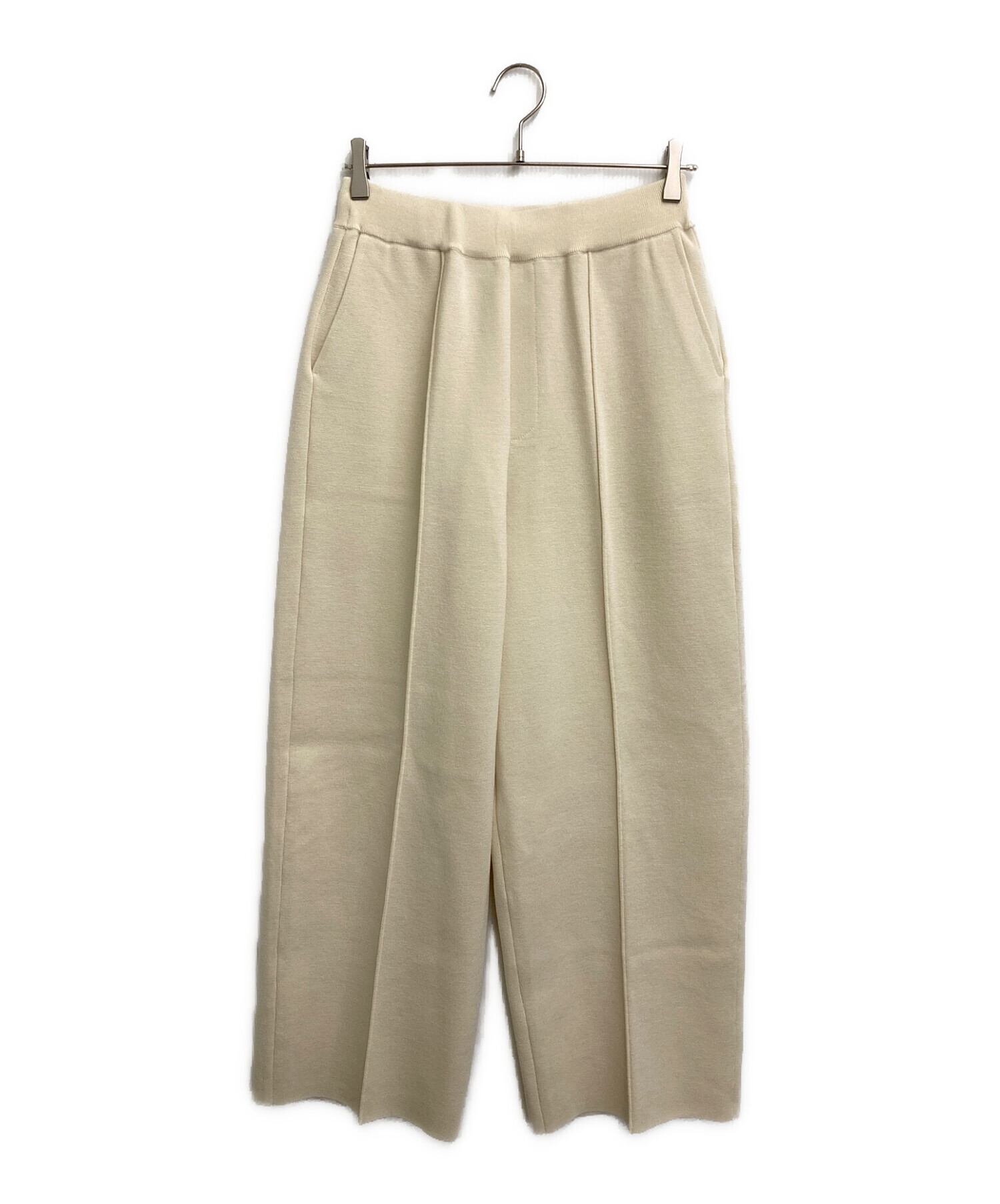 【新品未使用】lohen ミラノリブピンタックワイドパンツ　サイズ38 新品未使用】lohen ミラノリブピンタックワイドパンツ サイズ38 中古