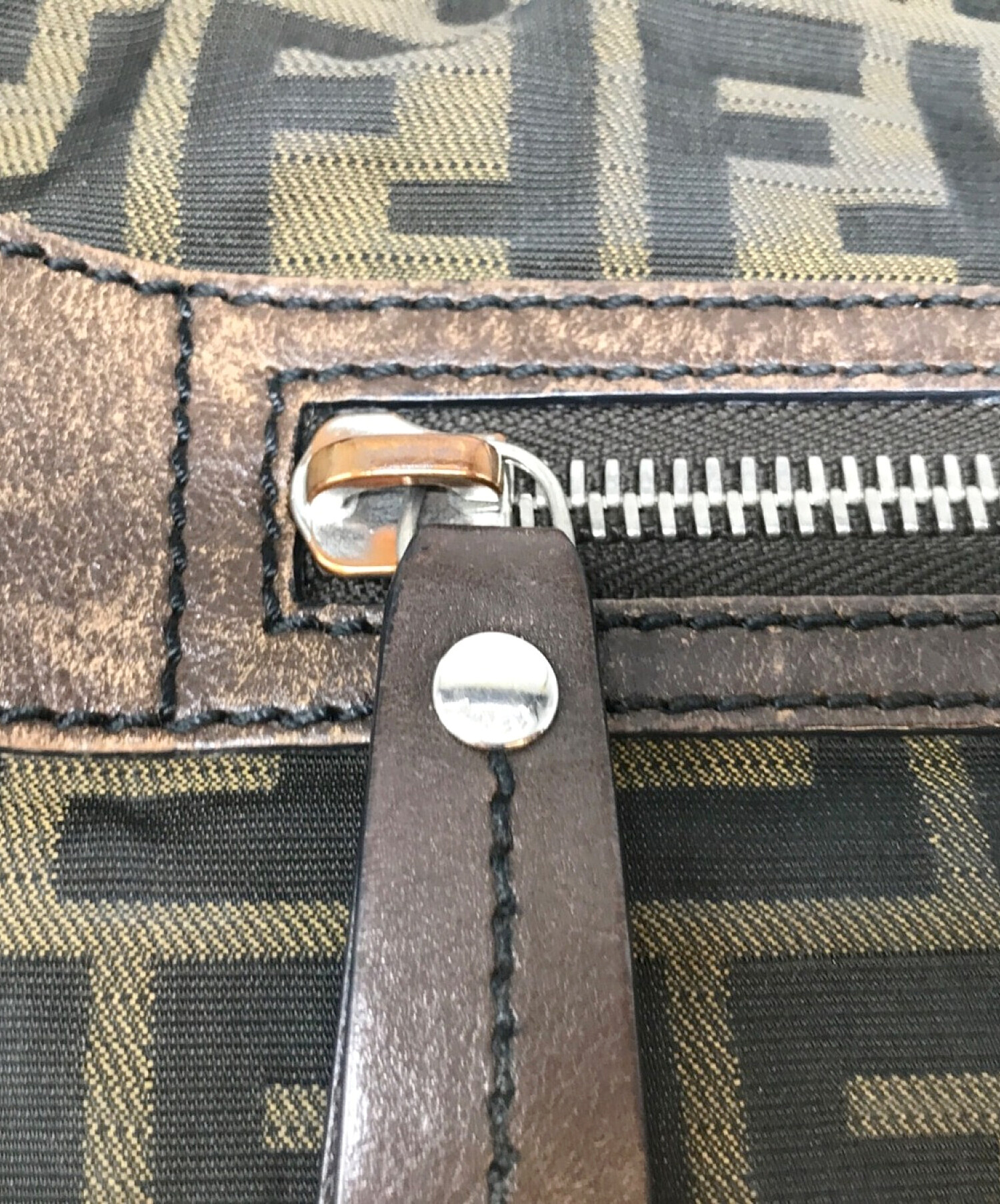美品✨FENDI 色濃く フェンディ シャンブレーシャツ 長袖 現行タグ 39