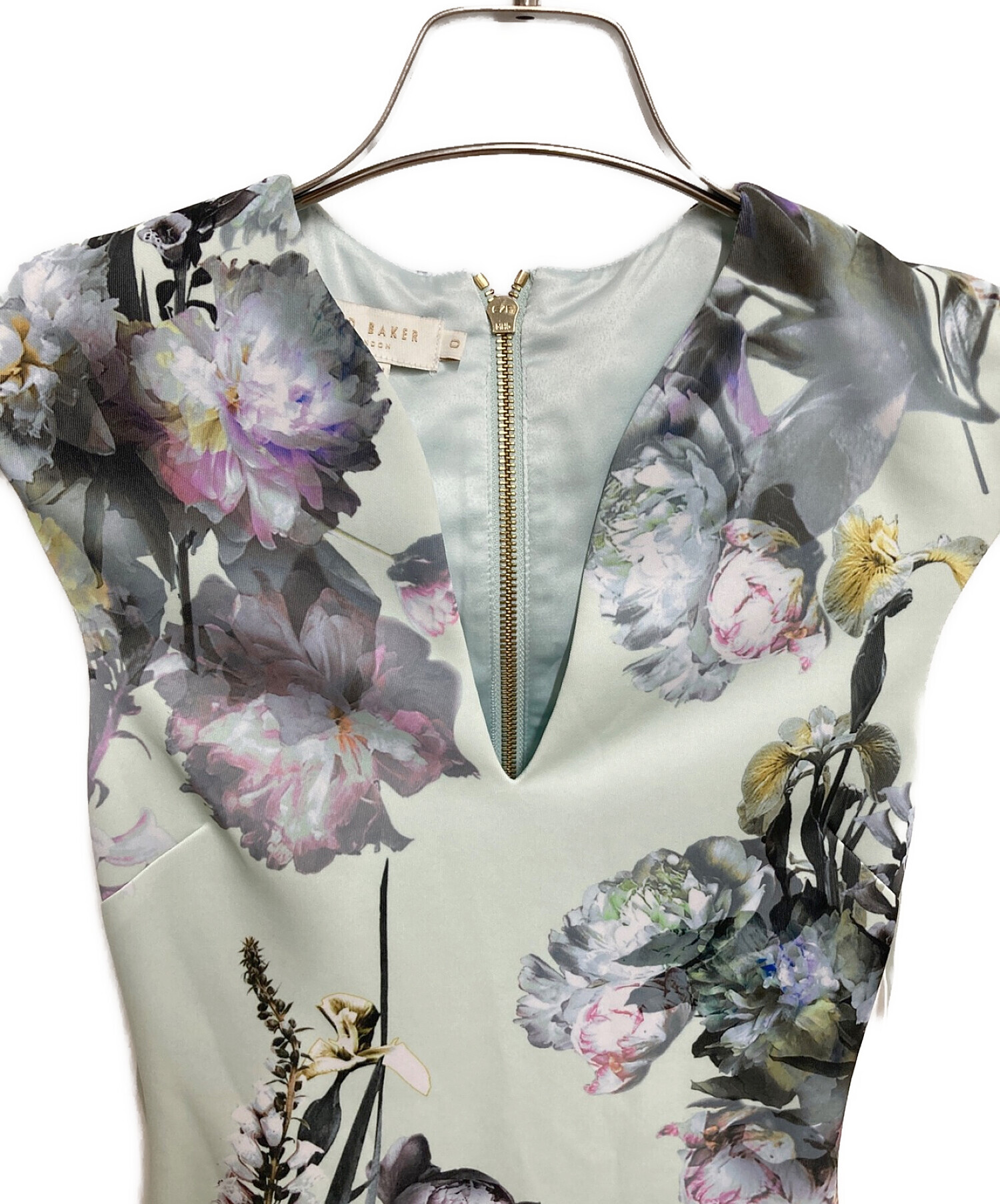 中古・古着通販】ted baker (テッドベーカー) Bavaria Torchlit floral 