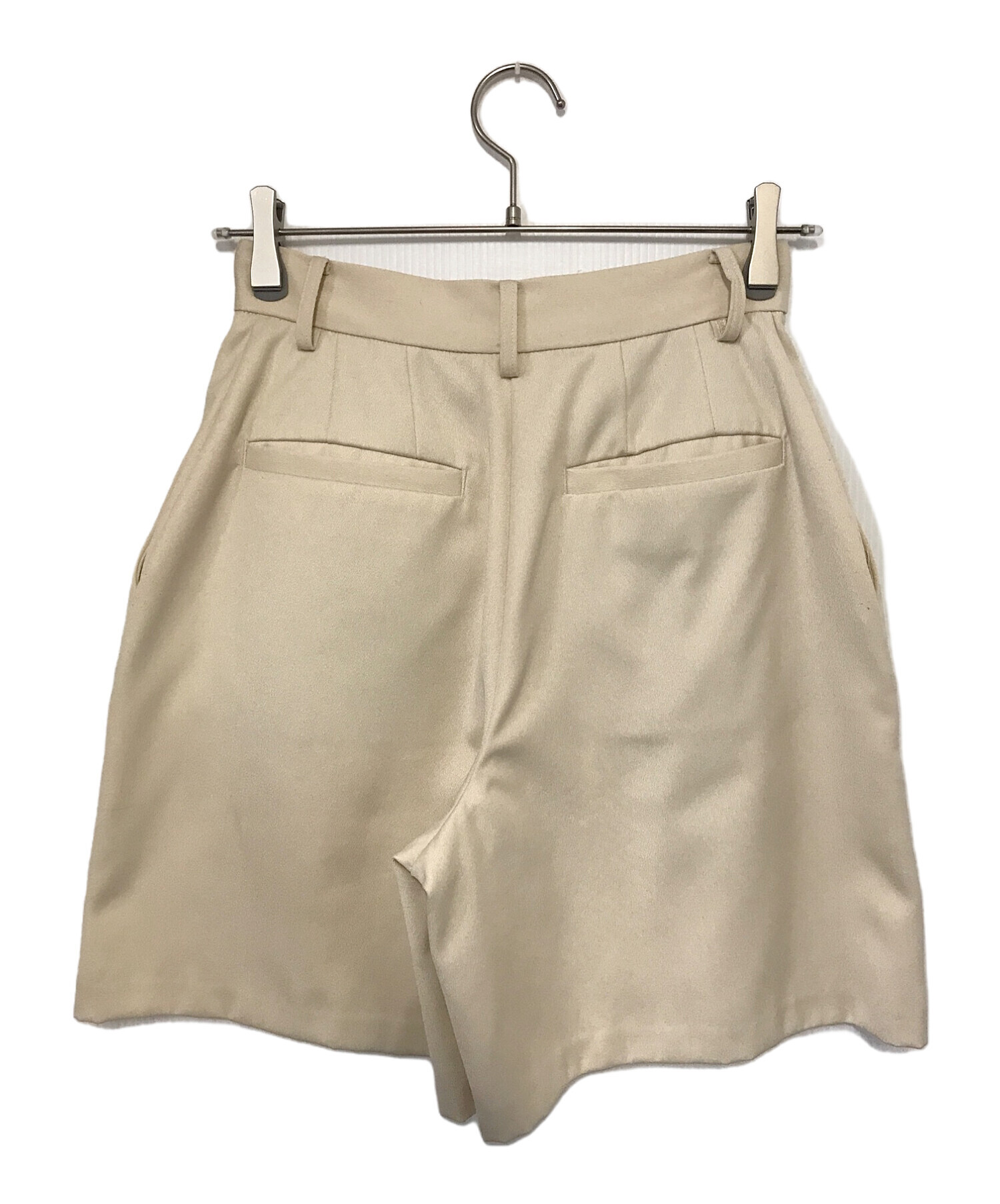 中古・古着通販】CLANE (クラネ) TWO TUCK HALF PANTS アイボリー 