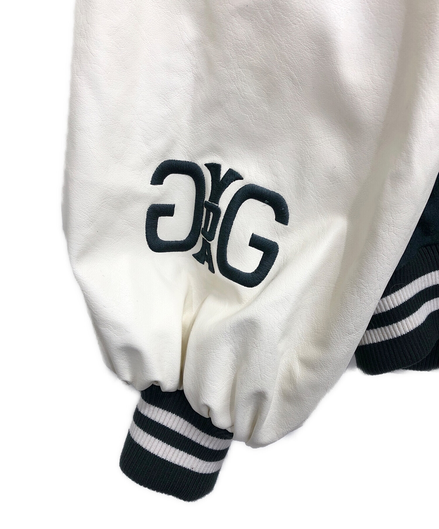 Corteiz Stadium Jacket - White CORTEIZ SHUKUSHUKU ZEBRA White 