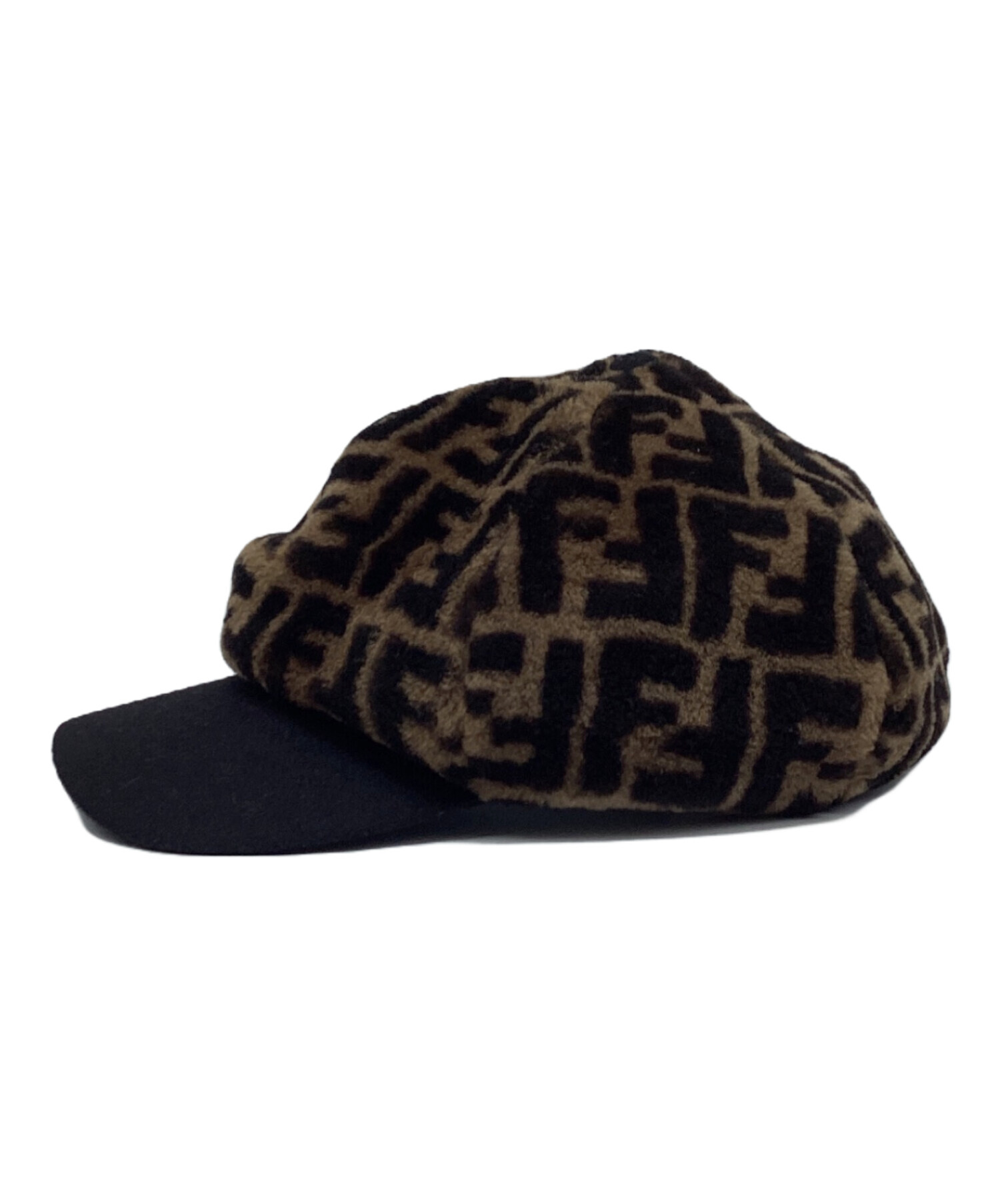 Fendi ロゴファーキャップ 気持ち良く