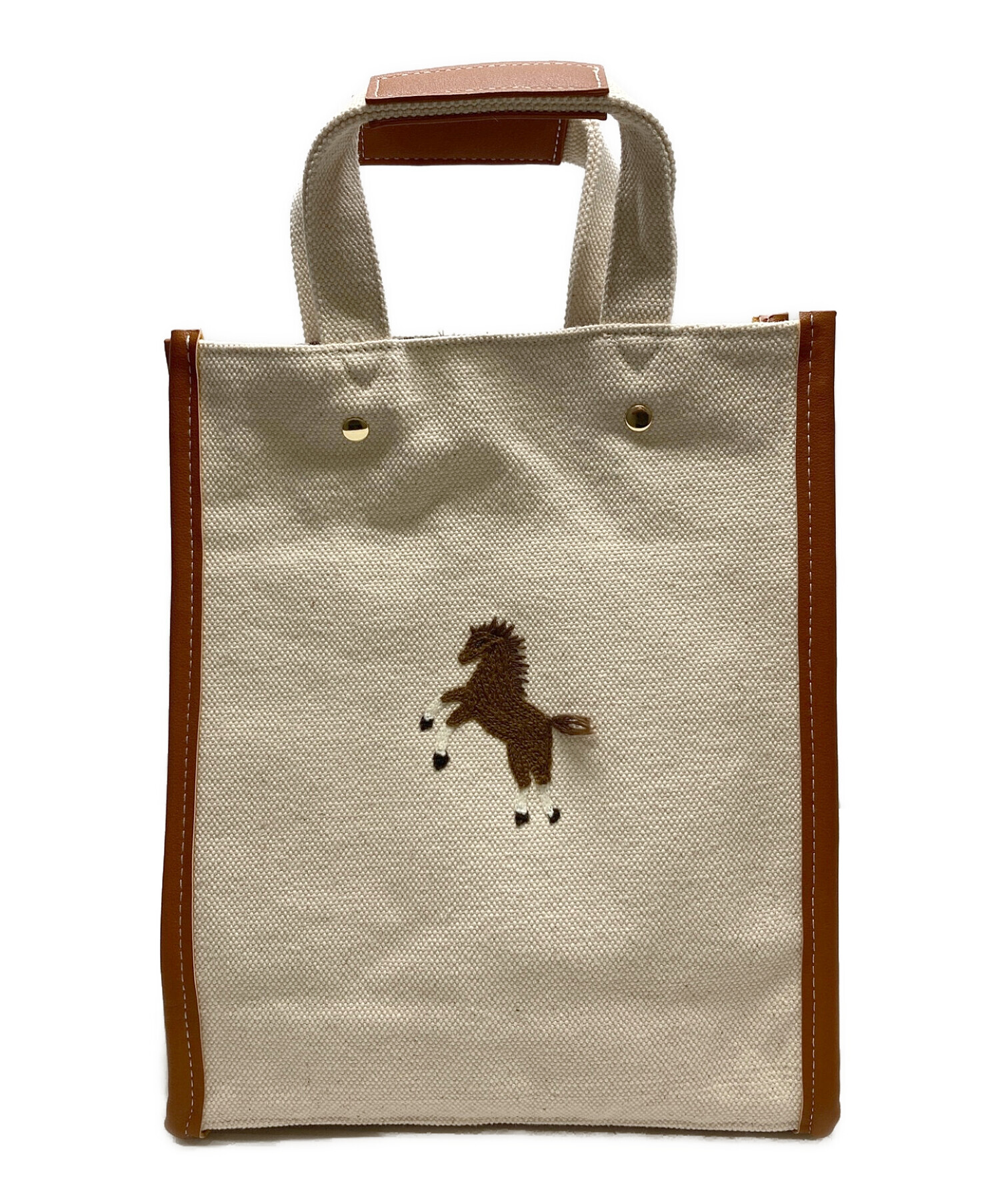 SEVEN TEN by MIHO KAWAHITO (セブン テン バイ ミホ カワヒト) 馬刺繍ハンドバッグ/トートバッグ アイボリー