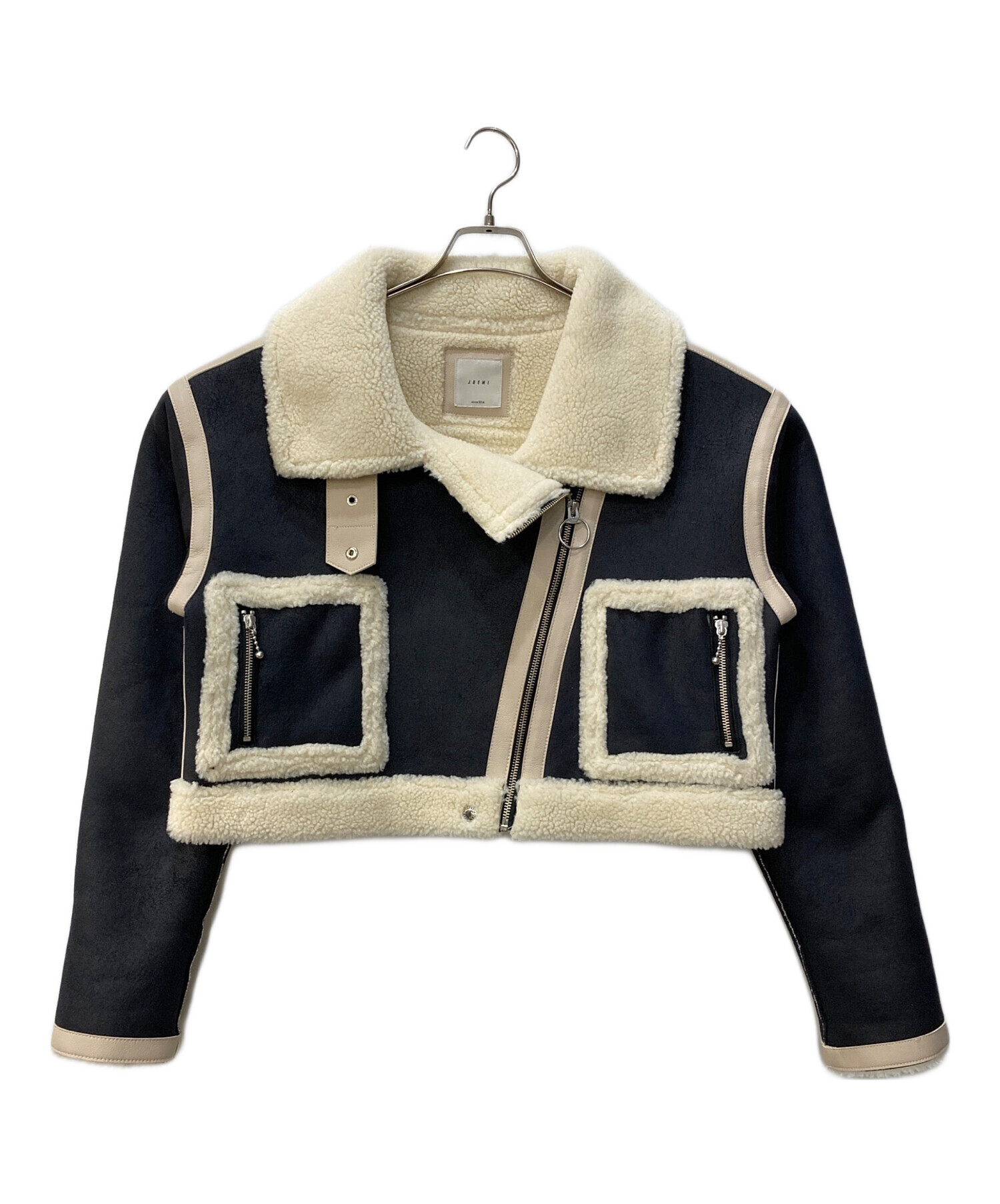 Juemi Seam store Tape Short Mouton 