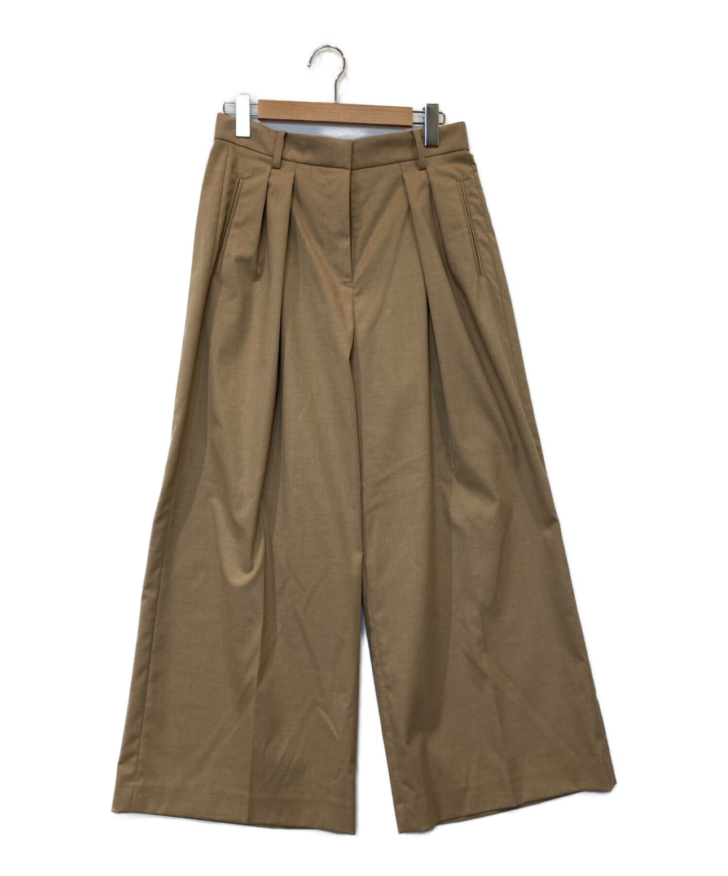 etre tokyo タックセミワイドパンツ ブラウン 軽く