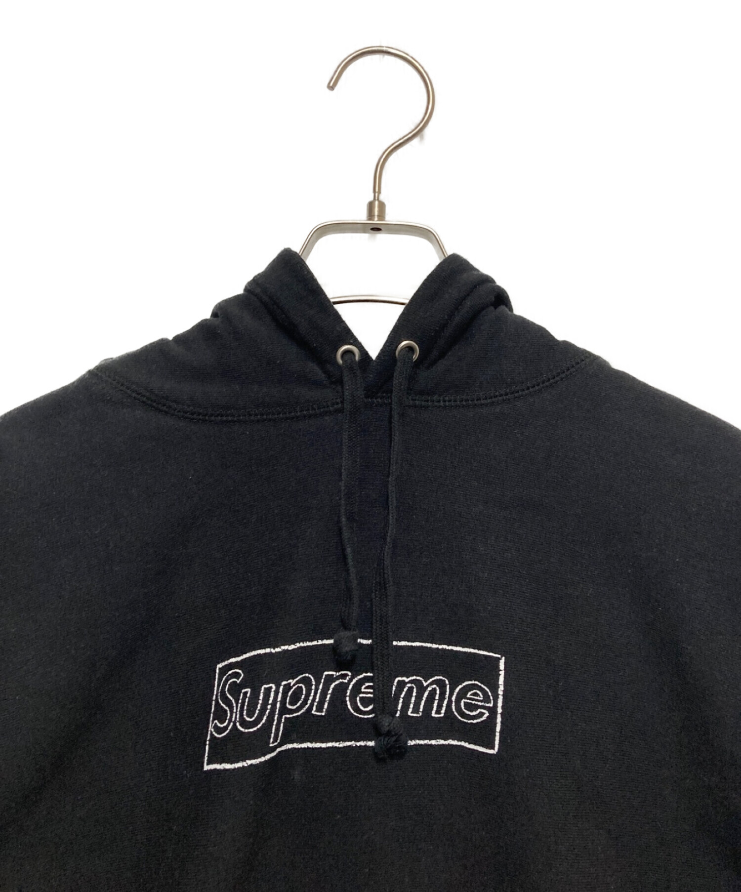 SUPREME (シュプリーム) KAWS chalk logo Hooded Sweat ブラック サイズ:M
