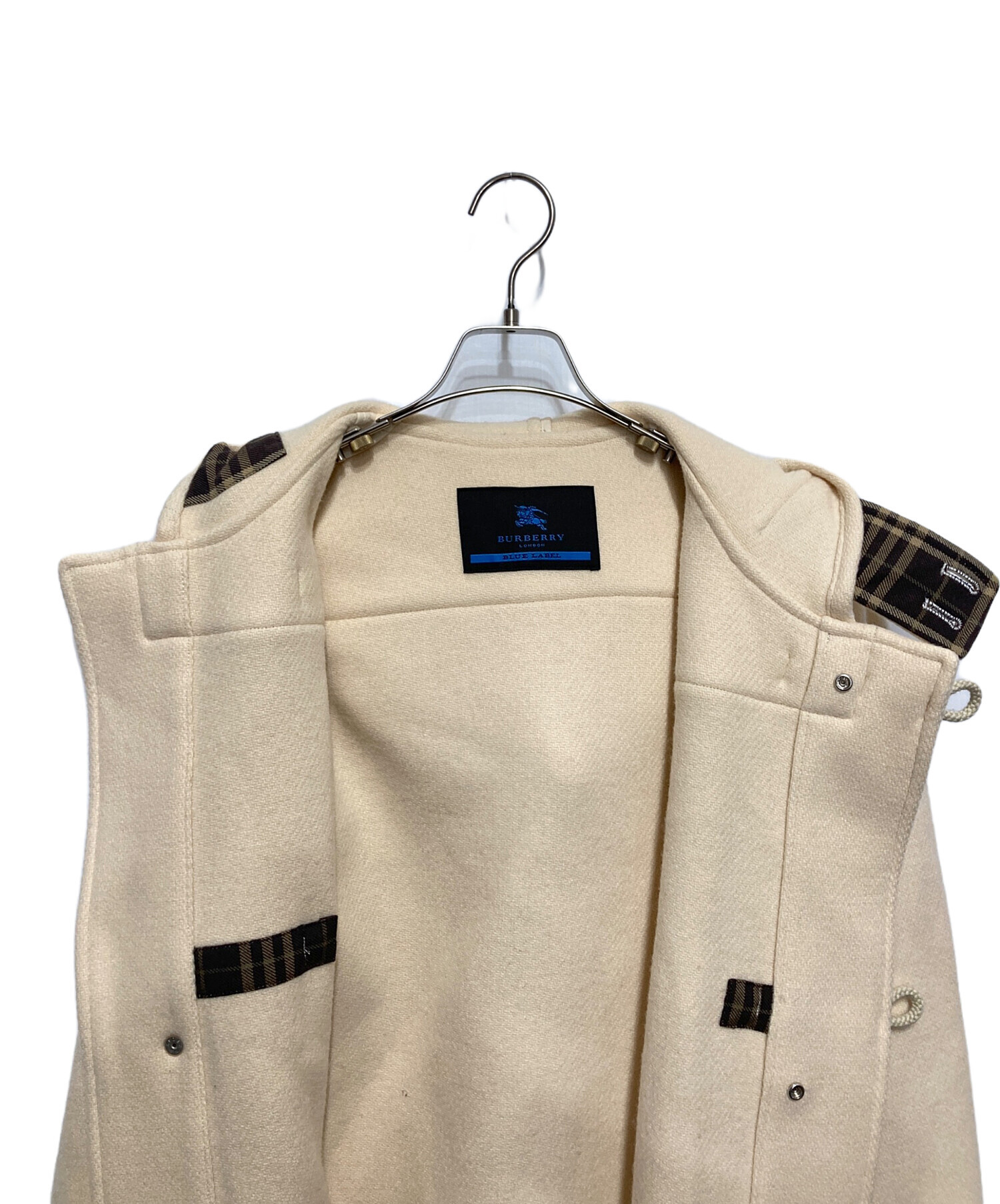 BURBERRY BLUE LABEL ダッフルコートアイボリー