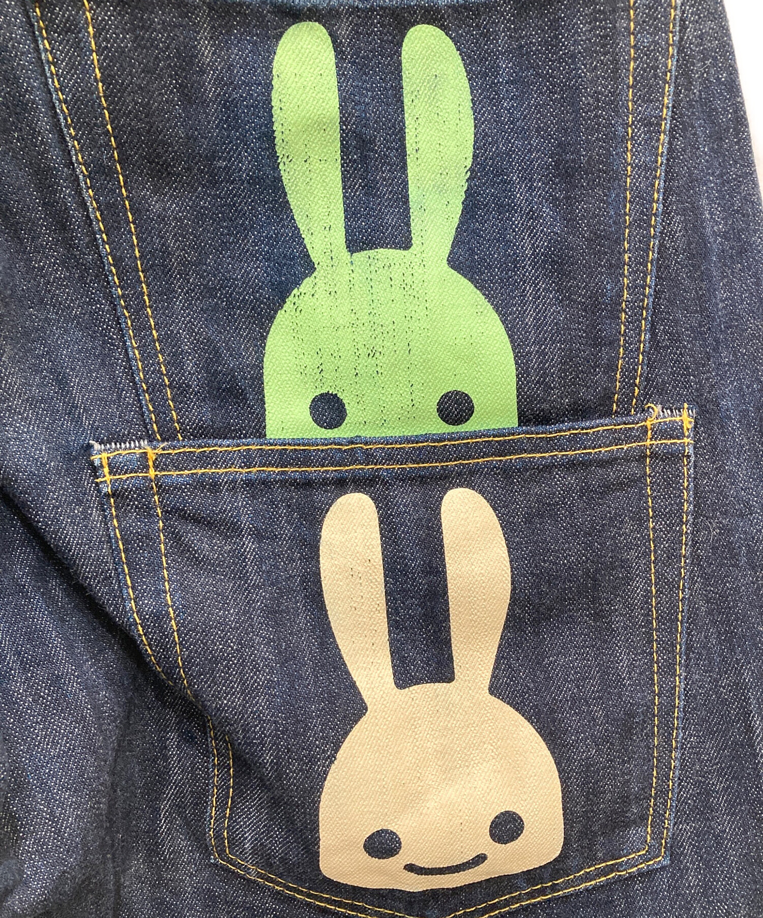 中古・古着通販】CUNE (キューン) 2段うさぎペイントデニムパンツ 