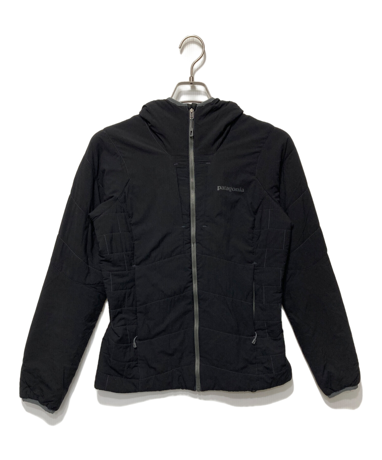 17年製patagonia ナノエアフーディー 黒 中綿 lost arrow 17年製patagonia ナノエアフーディー 黒 中綿 lost arrow 【公式通販】