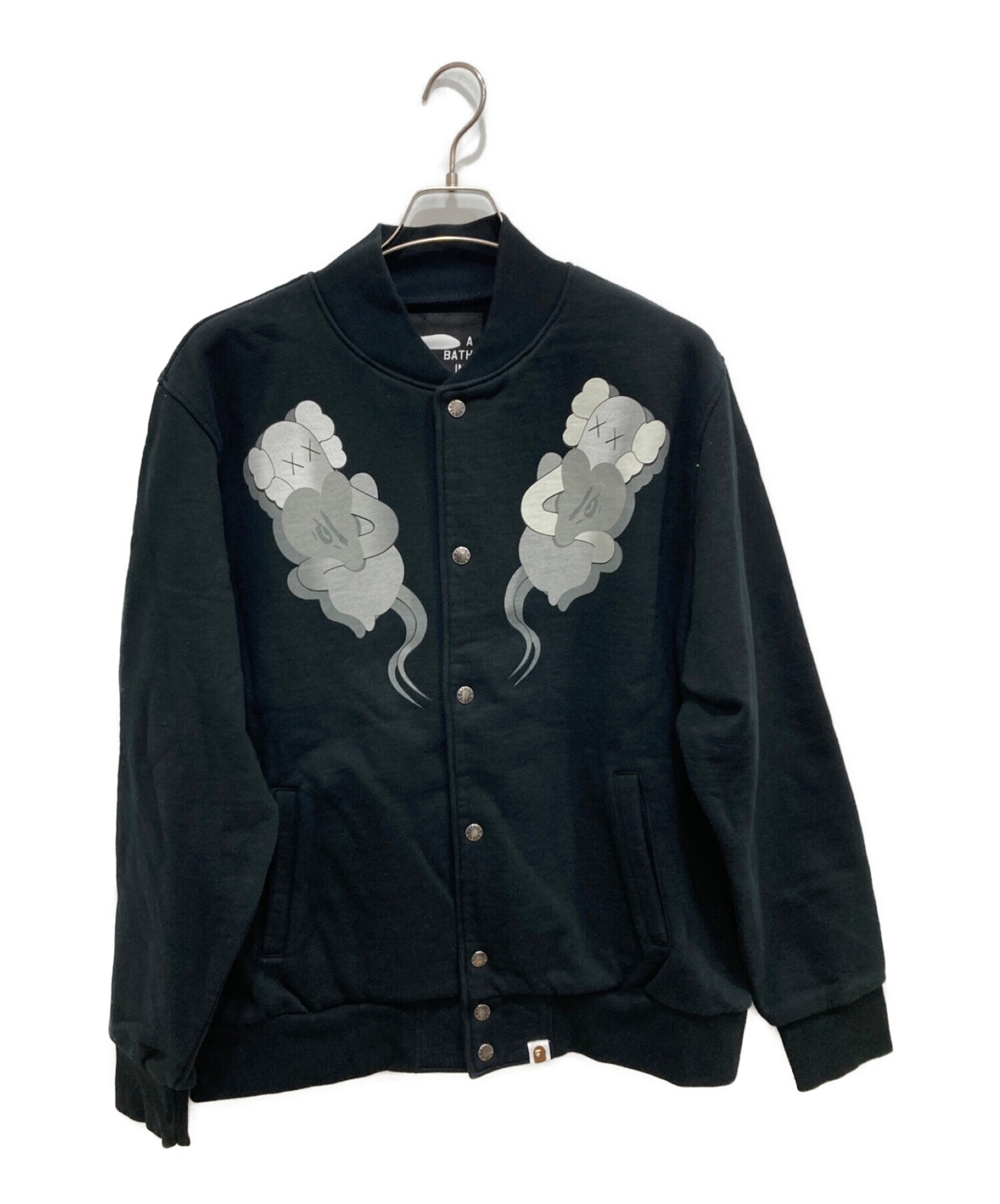 KAWS × A BATHING APE® スタジャン メンズ ジャケット 【公式通販】