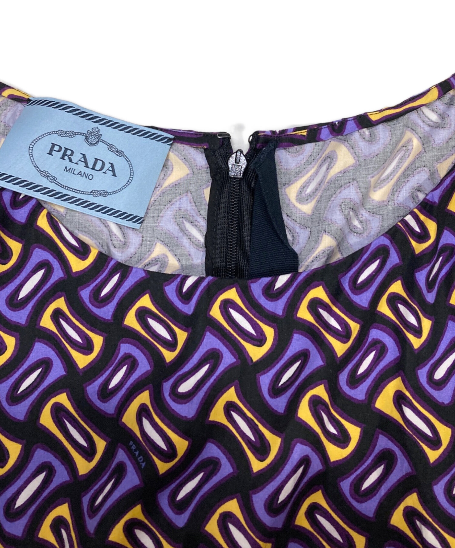 中古・古着通販】PRADA (プラダ) ウエストシャーリングノースリーブ  