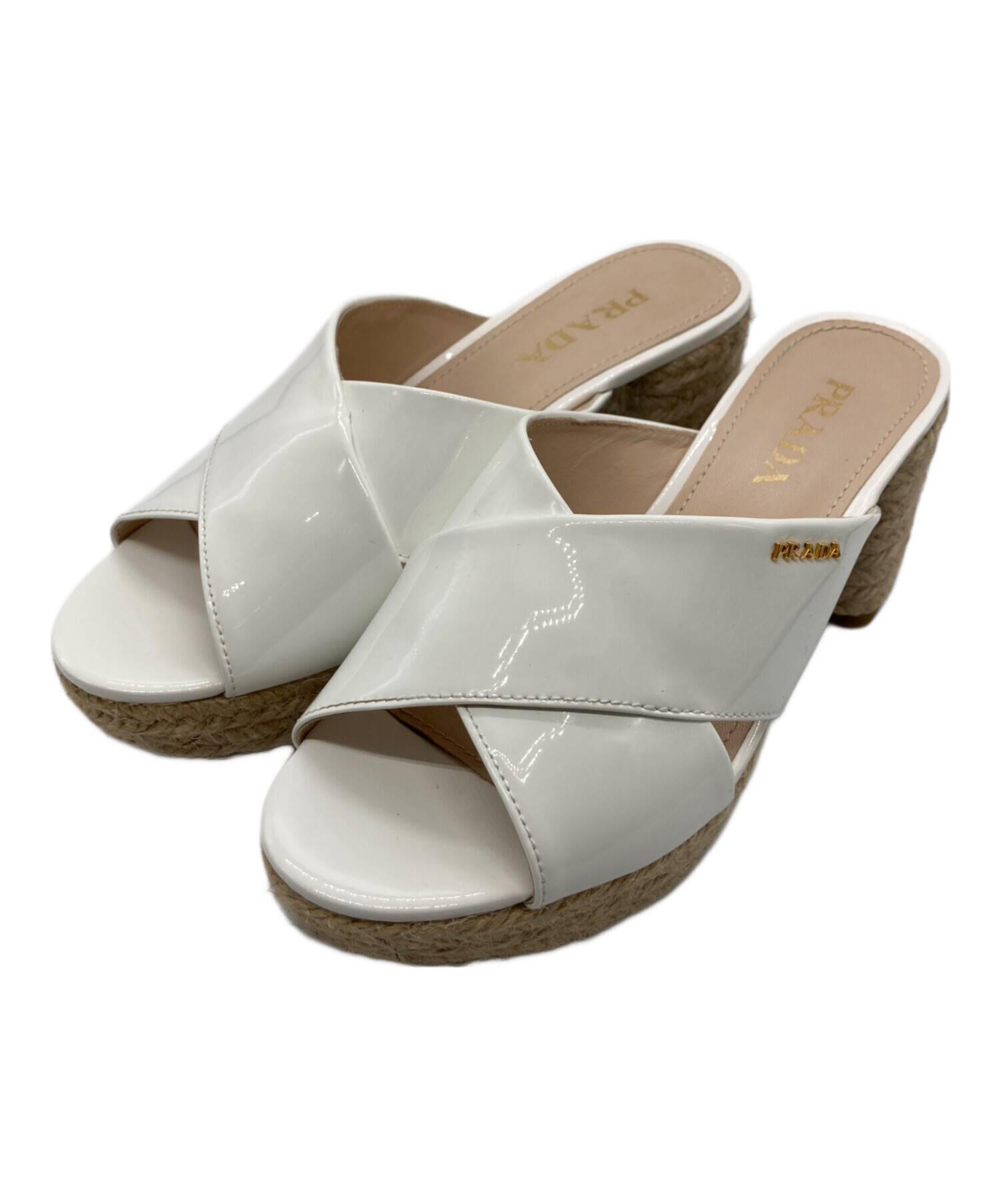 中古・古着通販】PRADA (プラダ) パテントレザーサンダル ホワイト 