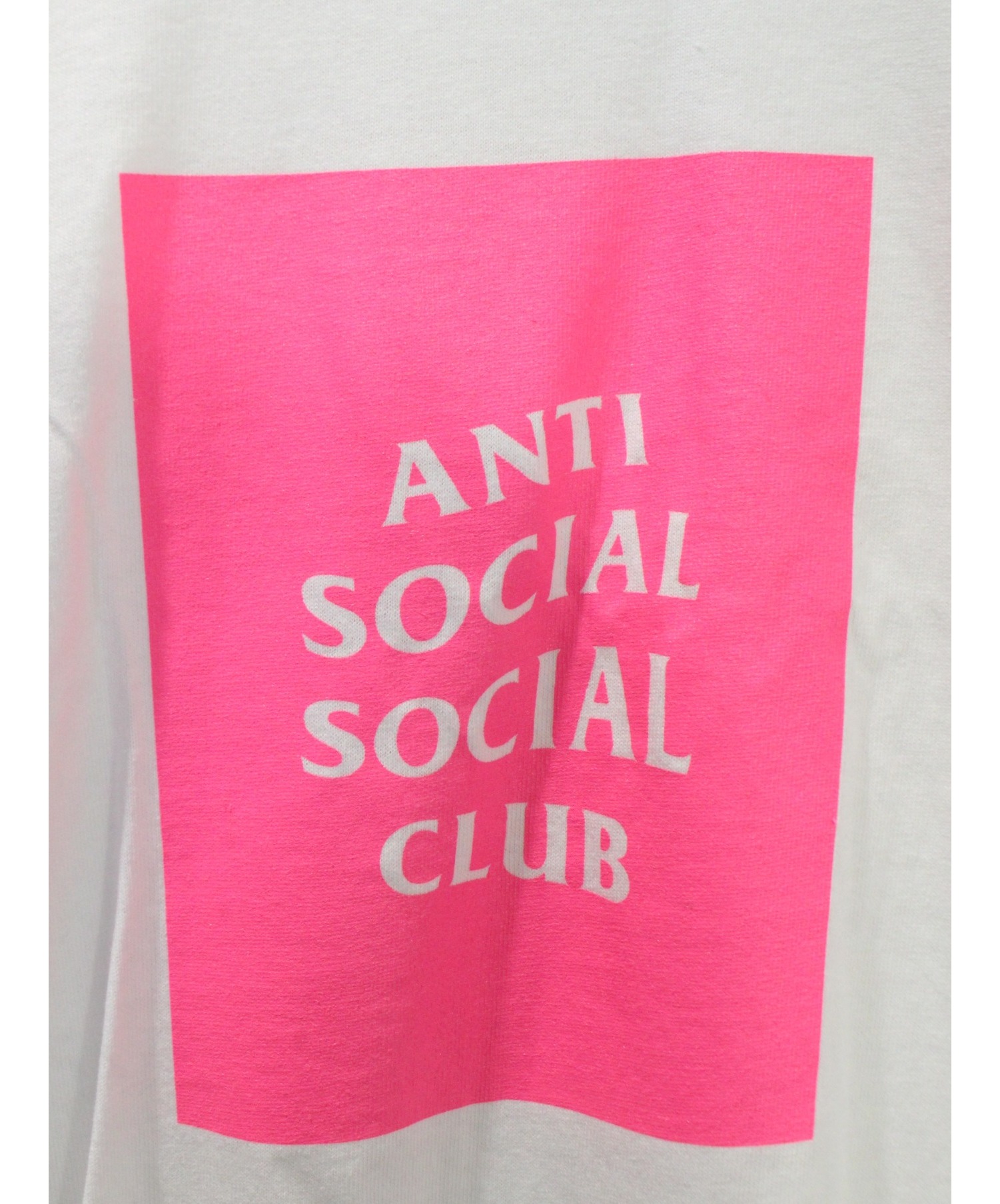 ANTI SOCIAL SOCIAL CLUB (アンチソーシャルソーシャルクラブ) プリントTシャツ ホワイト×ピンク サイズ:L