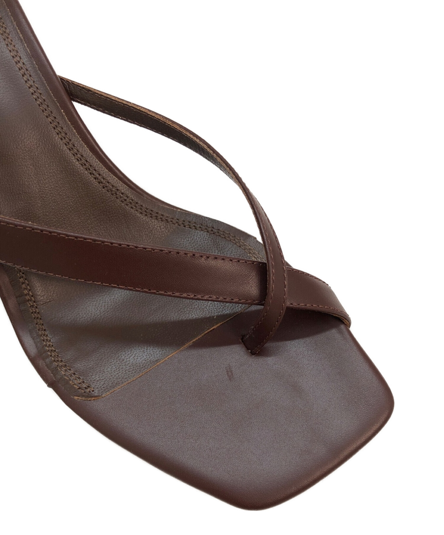 neous 肥り バックストラップサンダル 新品 未使用
