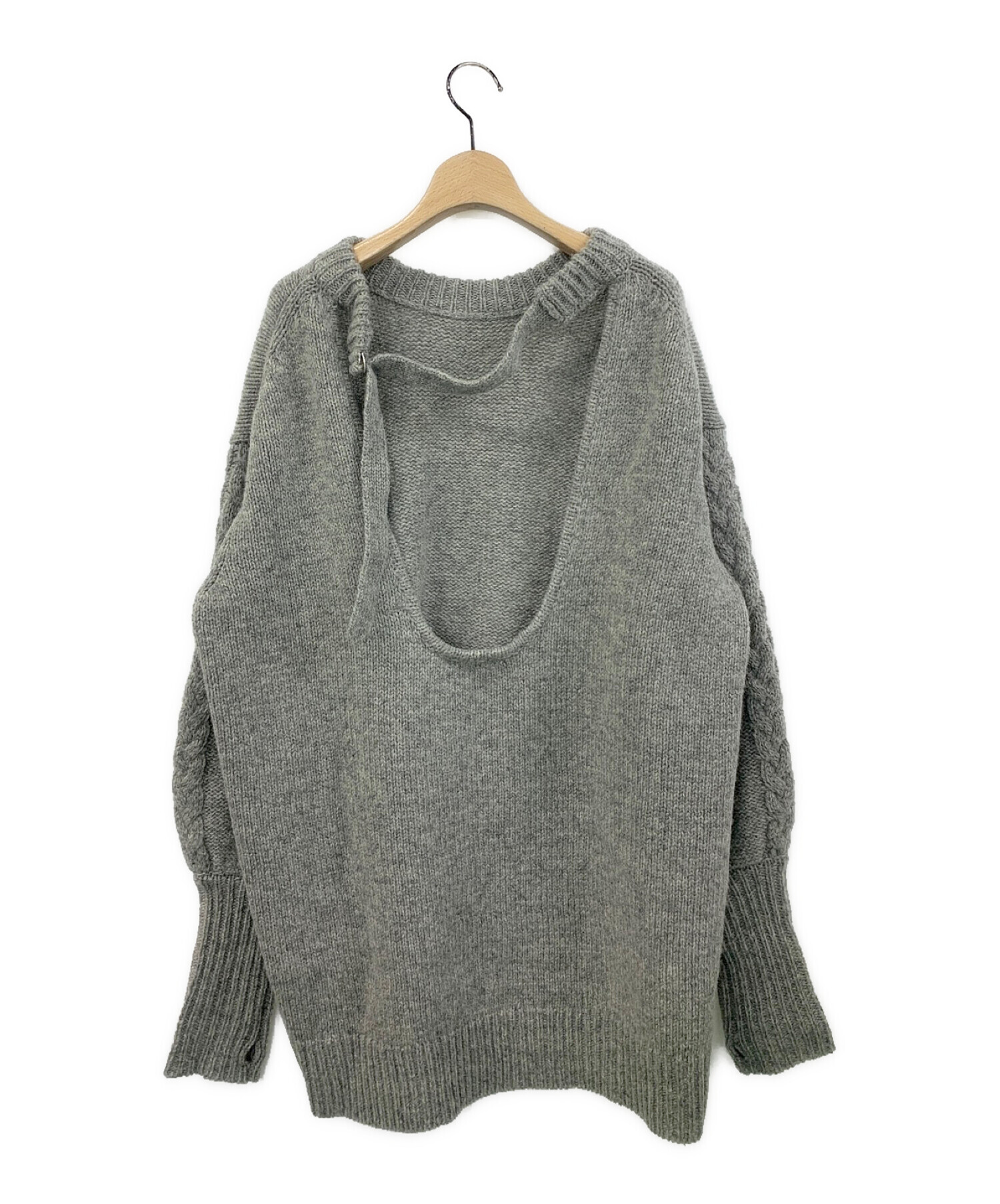 Back Open Cable Tunic