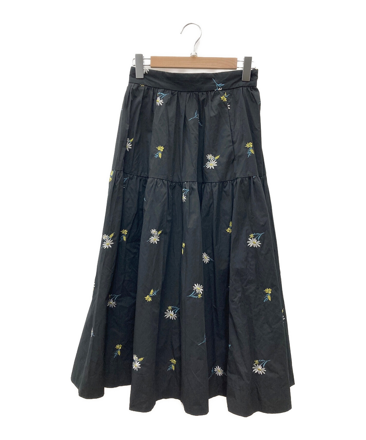 アプワイザーリッシェ マーガレット刺繍スカート - ロングスカート