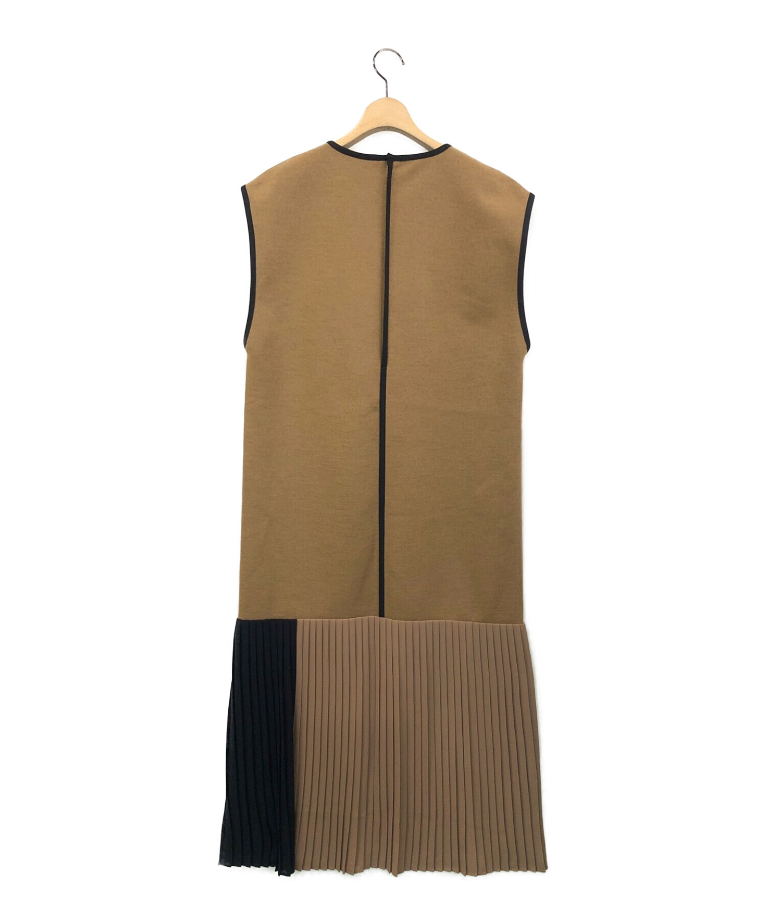 中古・古着通販】ADORE (アドーア) ナシジジャージーワンピース  