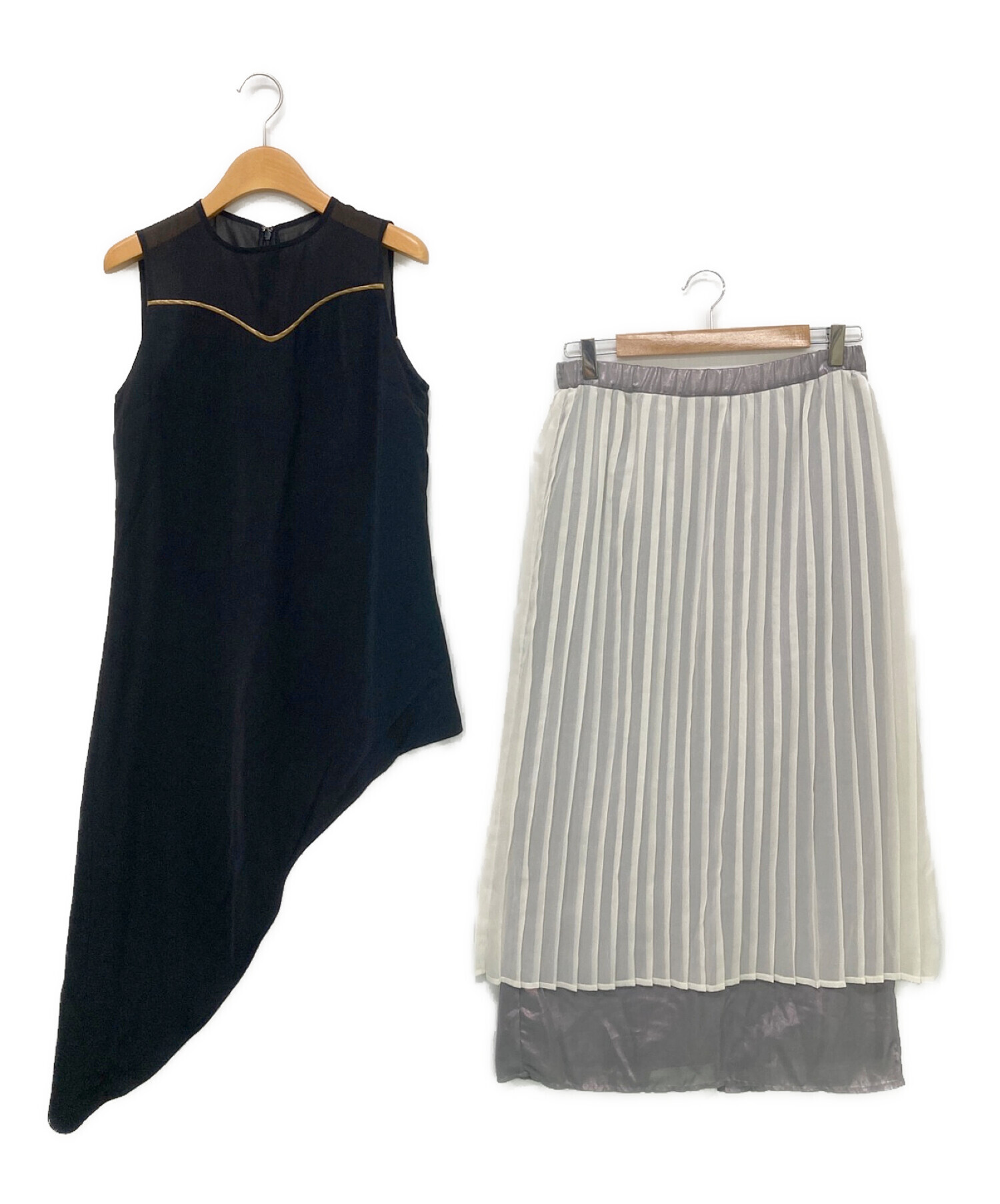 AMERI SHEER DOCKING PLEATS DRESS｜レディース